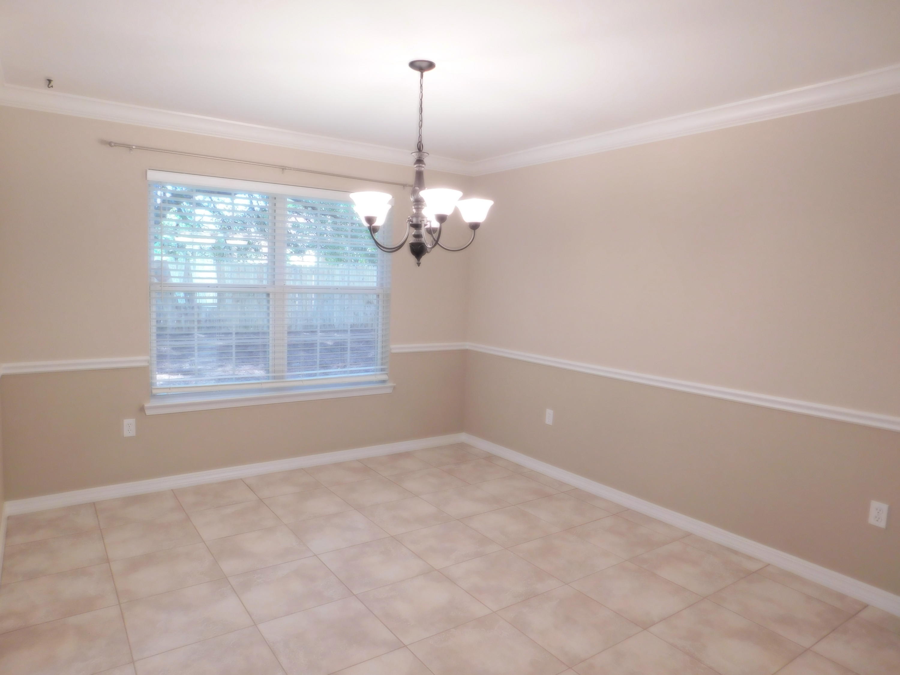 CEDAR LAKE - Residential