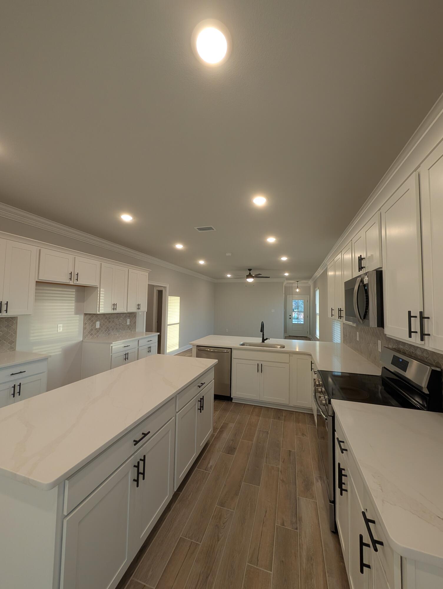 NATUREVIEW PH I - Residential Lease