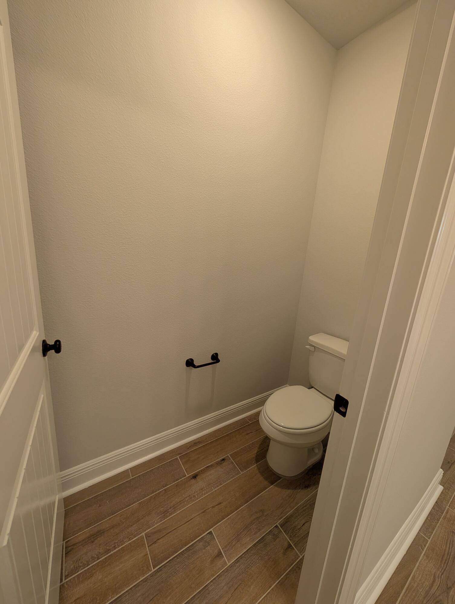 NATUREVIEW PH I - Residential Lease