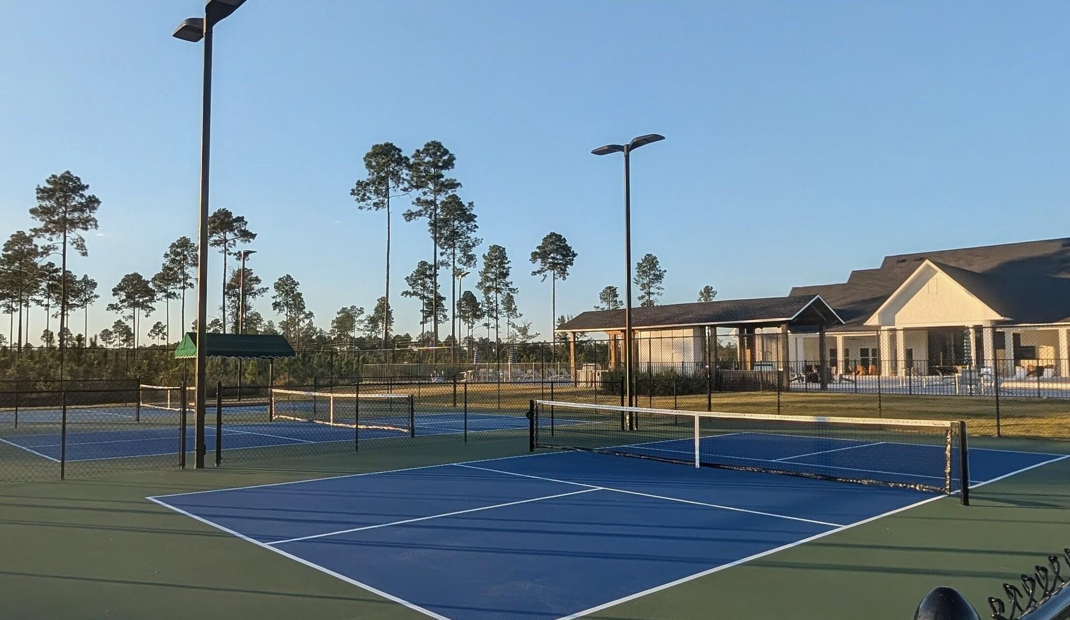 NATUREVIEW PH I - Residential Lease