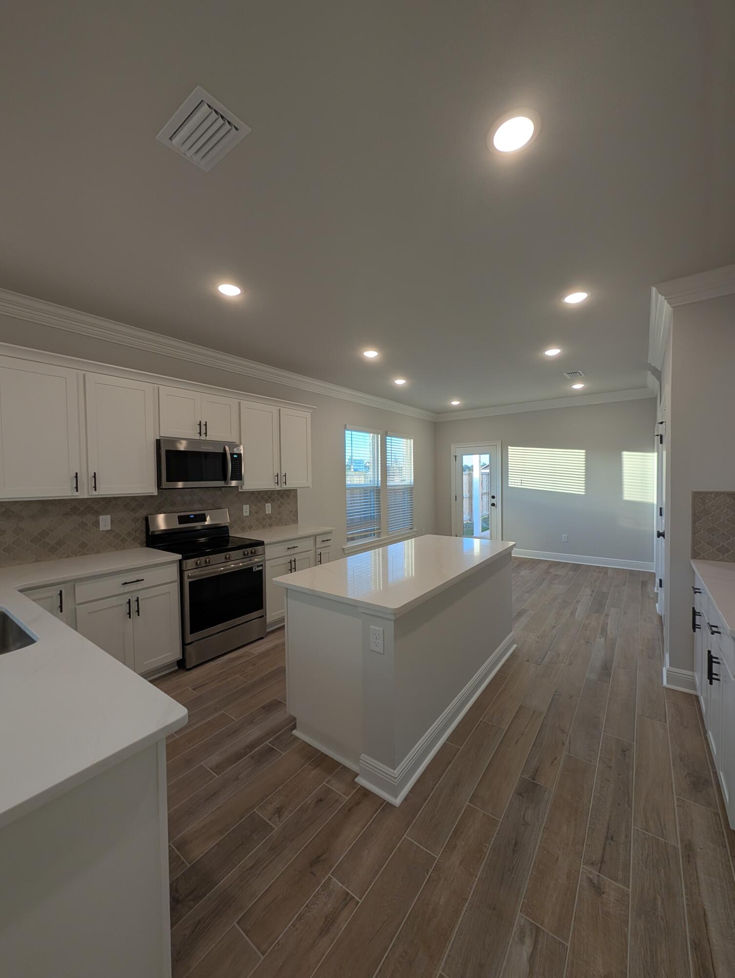 NATUREVIEW PH I - Residential Lease