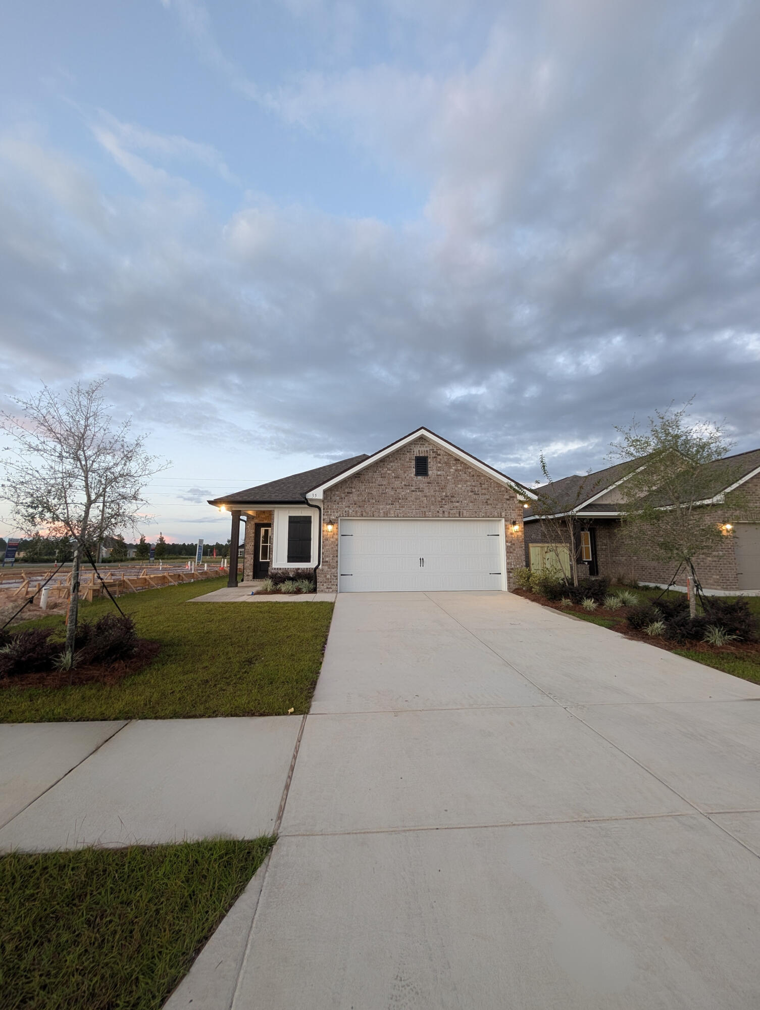 NATUREVIEW PH I - Residential Lease