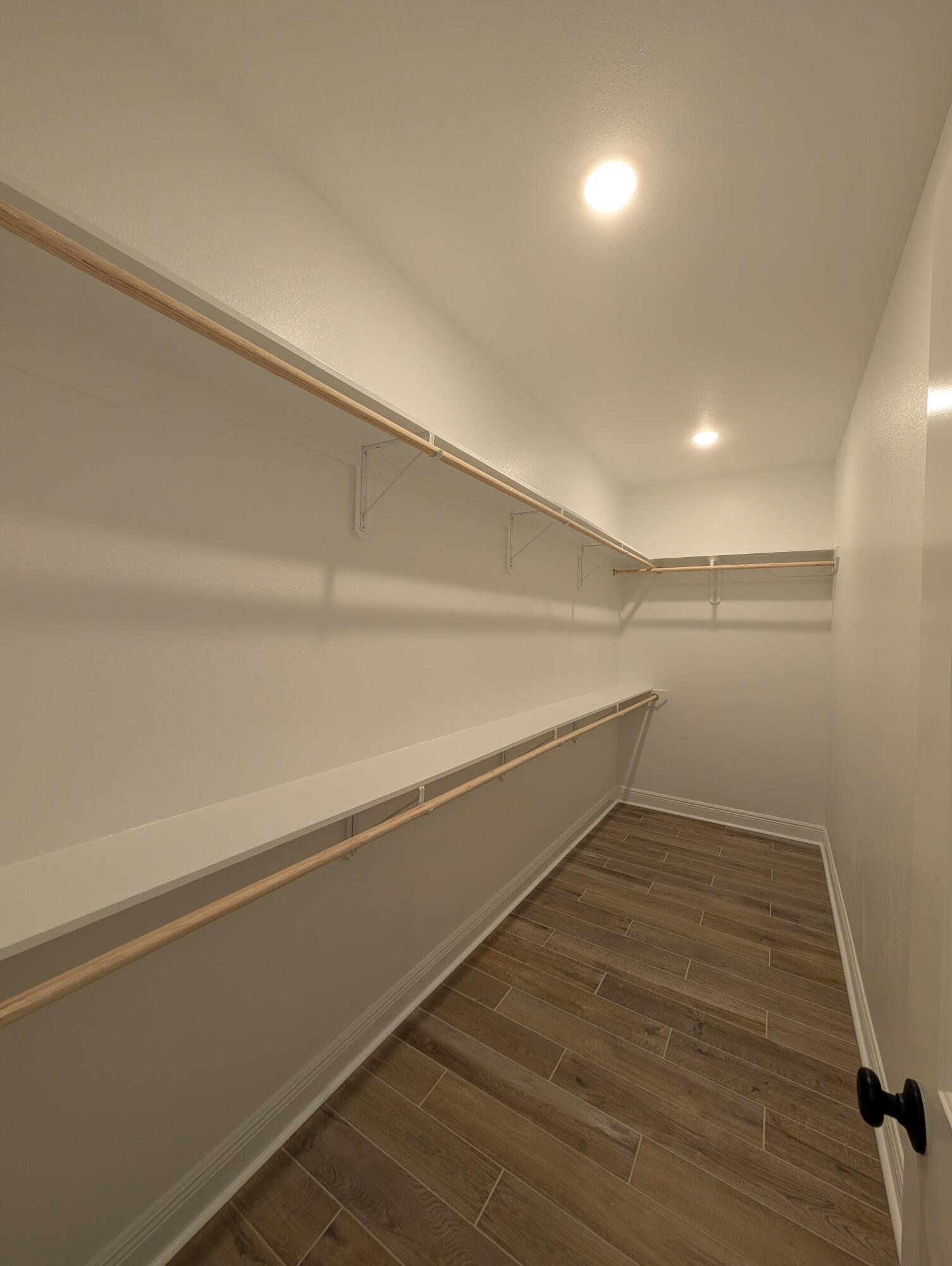 NATUREVIEW PH I - Residential Lease