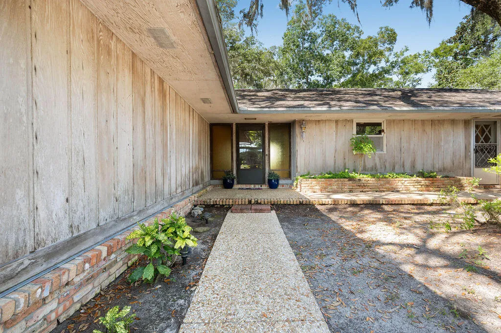 Niceville, Florida 32578, United States, 5 Bedrooms Bedrooms, ,3 BathroomsBathrooms,Residential,Pending,205125