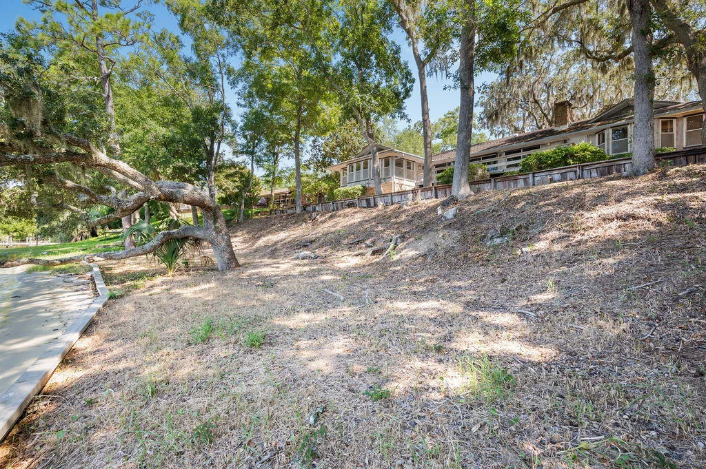 Niceville, Florida 32578, United States, 5 Bedrooms Bedrooms, ,3 BathroomsBathrooms,Residential,Pending,205125