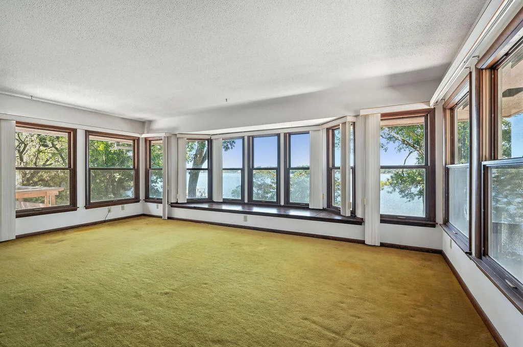 Niceville, Florida 32578, United States, 5 Bedrooms Bedrooms, ,3 BathroomsBathrooms,Residential,Pending,205125