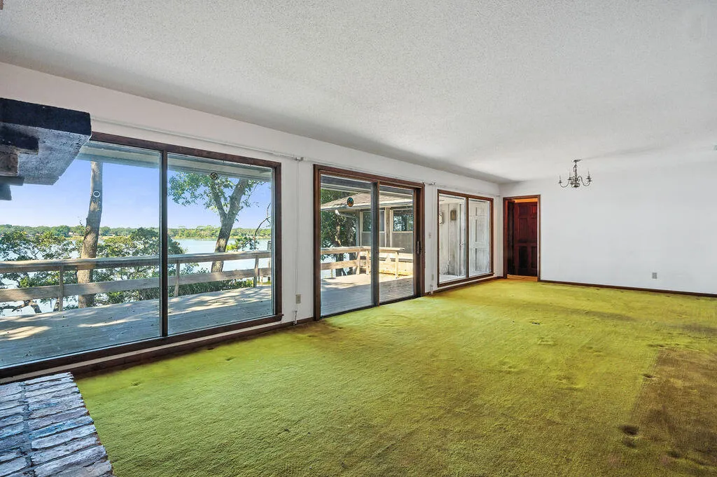 Niceville, Florida 32578, United States, 5 Bedrooms Bedrooms, ,3 BathroomsBathrooms,Residential,Pending,205125