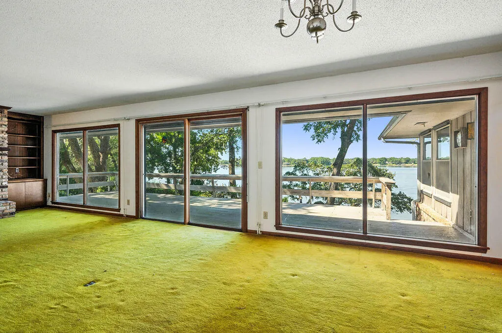 Niceville, Florida 32578, United States, 5 Bedrooms Bedrooms, ,3 BathroomsBathrooms,Residential,Pending,205125