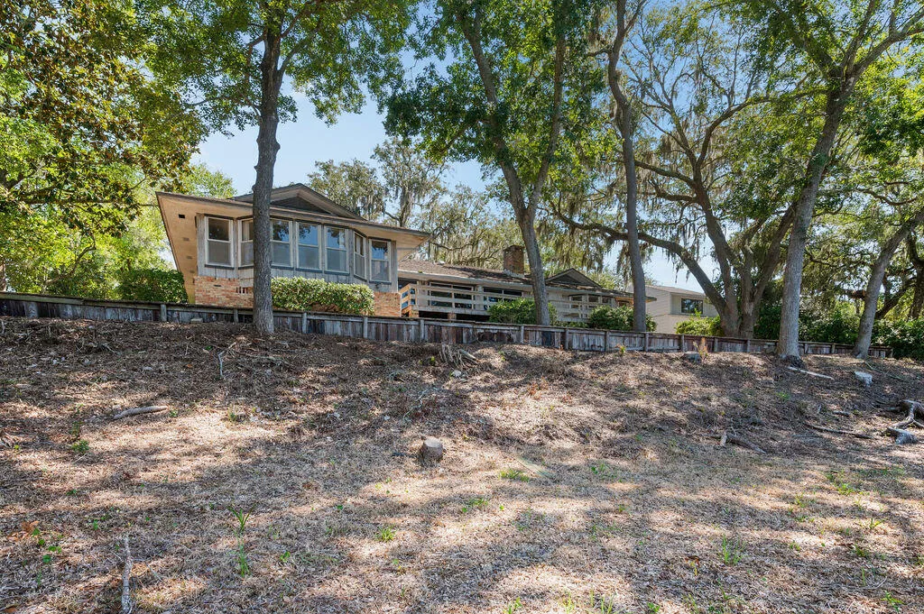 Niceville, Florida 32578, United States, 5 Bedrooms Bedrooms, ,3 BathroomsBathrooms,Residential,Pending,205125