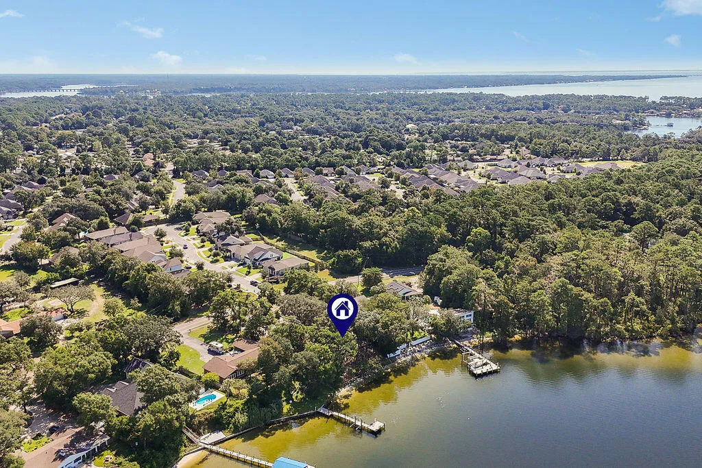 Niceville, Florida 32578, United States, 5 Bedrooms Bedrooms, ,3 BathroomsBathrooms,Residential,Pending,205125