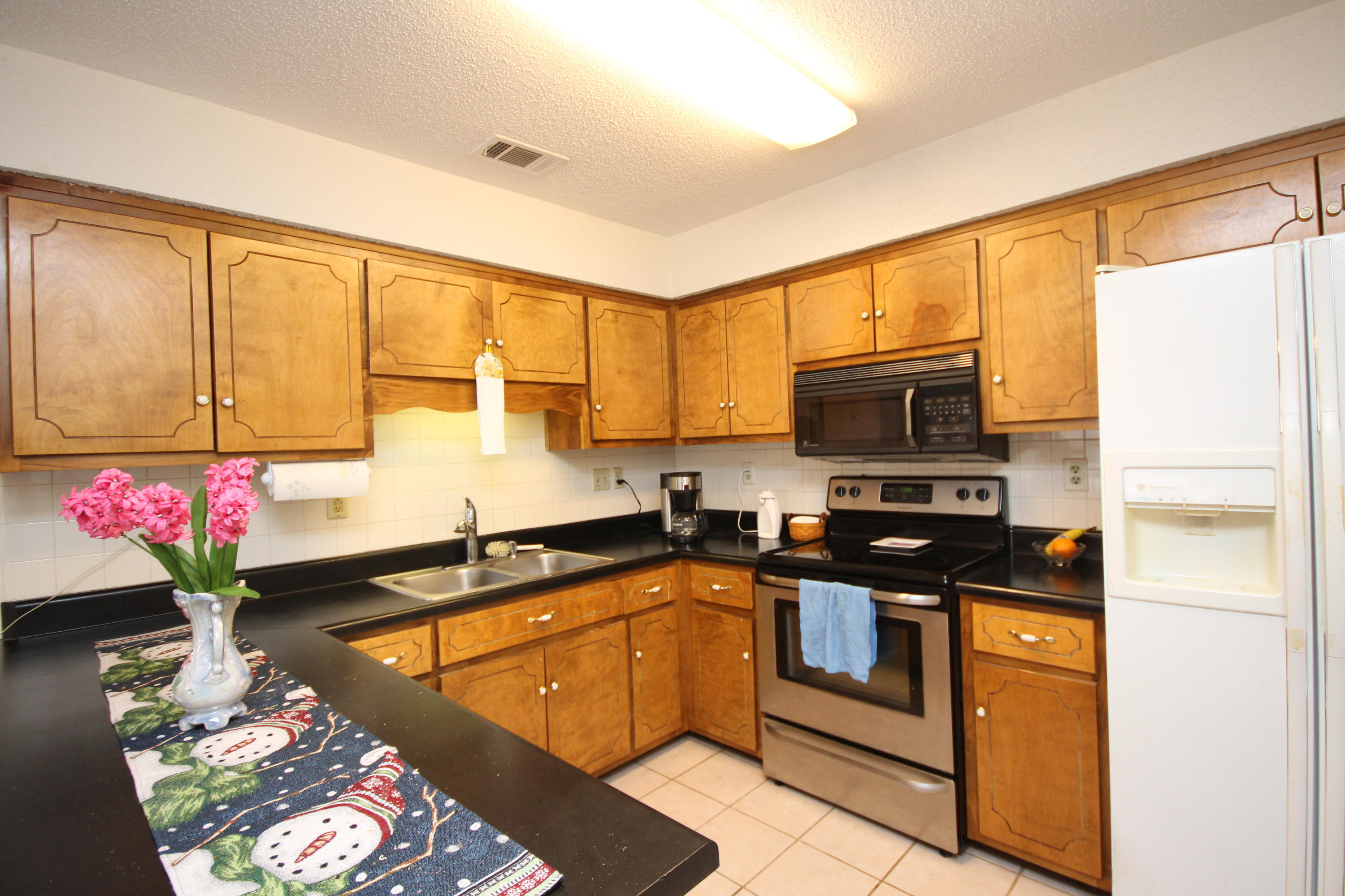 SHOAL WOOD ESTATES 1ST PH 3 - Residential