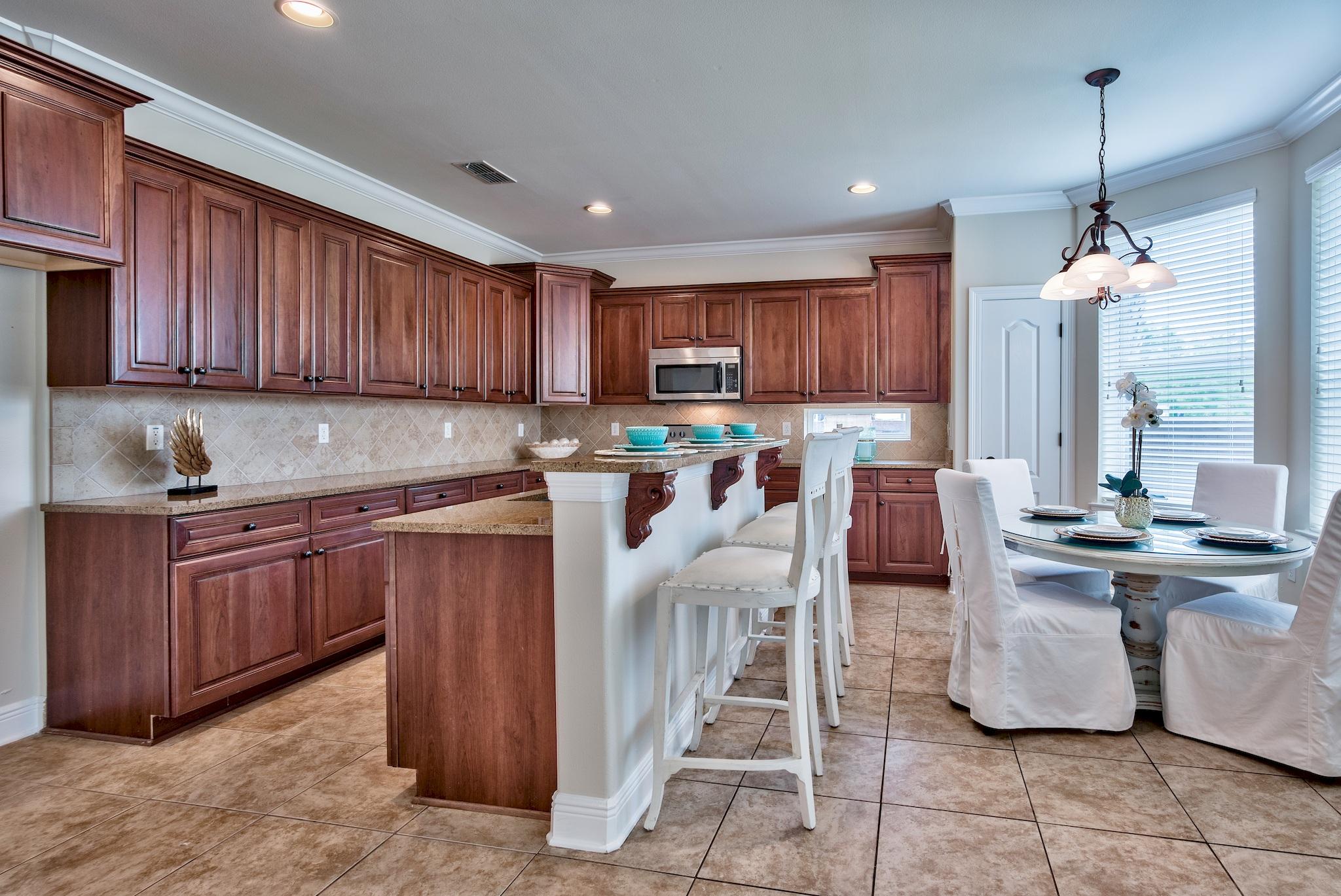 BAYWALK LANDING - Residential