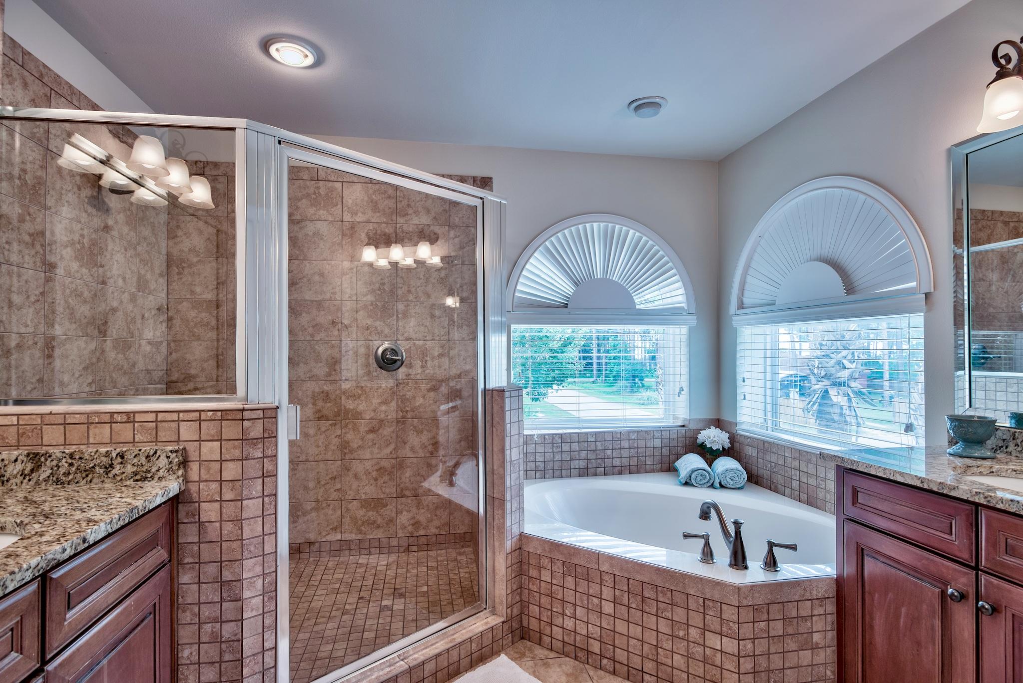 BAYWALK LANDING - Residential