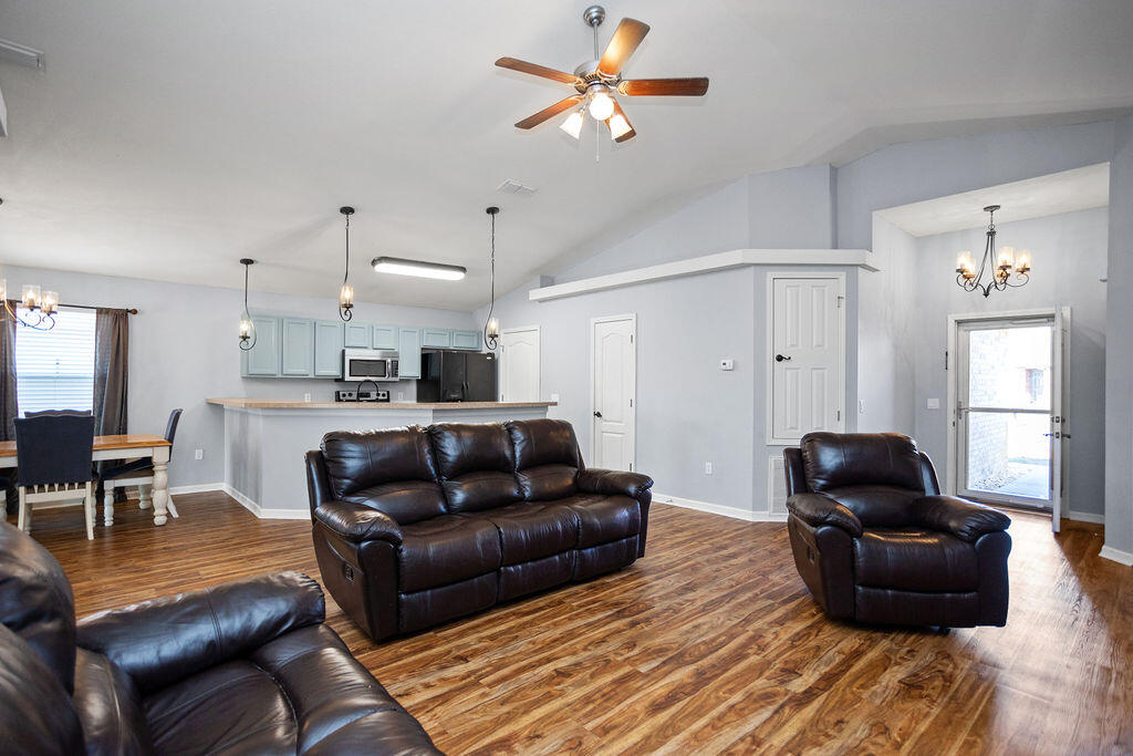 PROMISE CREEK - Residential
