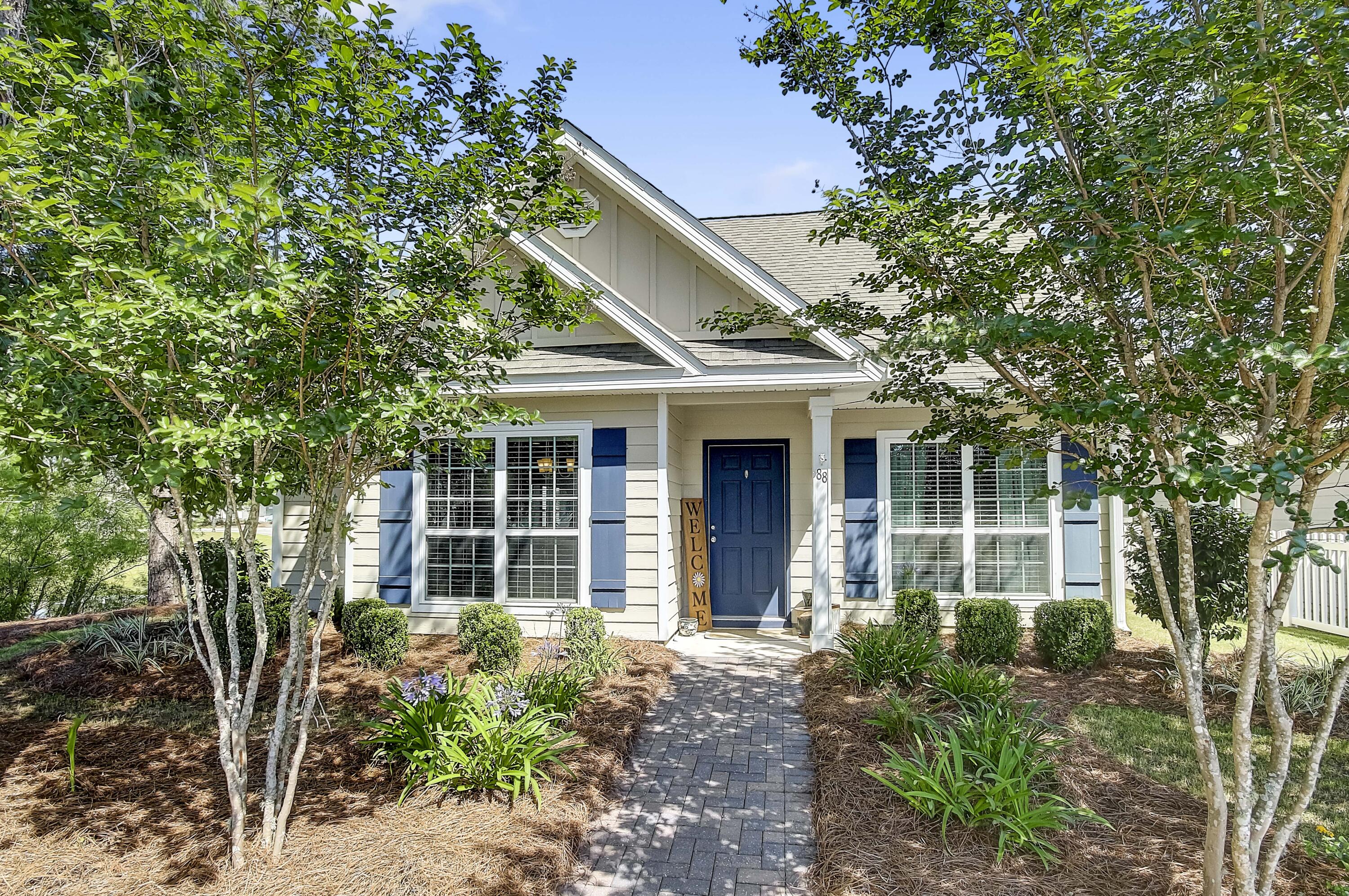 HAMMOCK BAY - Residential