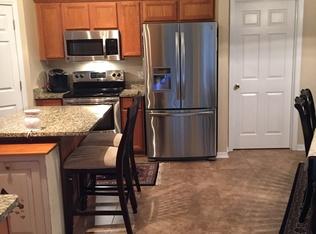 COUNTRYVIEW ESTATES 10TH ADDN - Residential