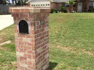 COUNTRYVIEW ESTATES 10TH ADDN - Residential