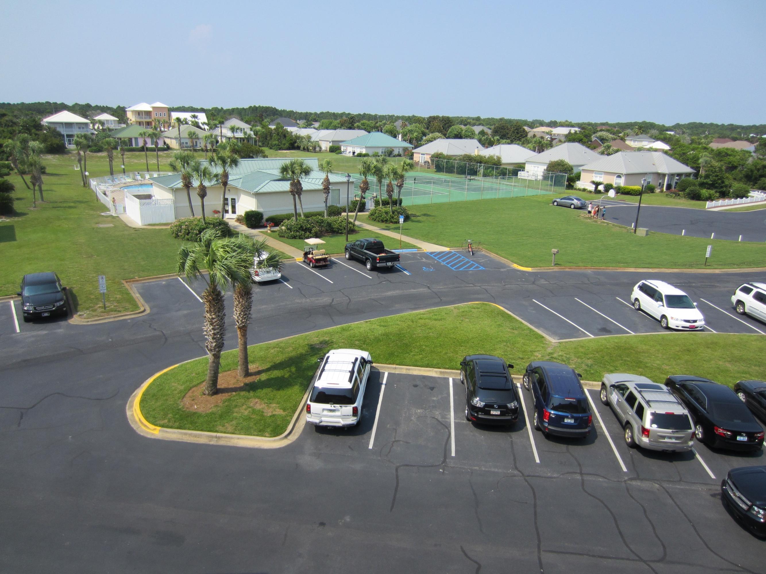 MARAVILLA CONDO 2 - Residential