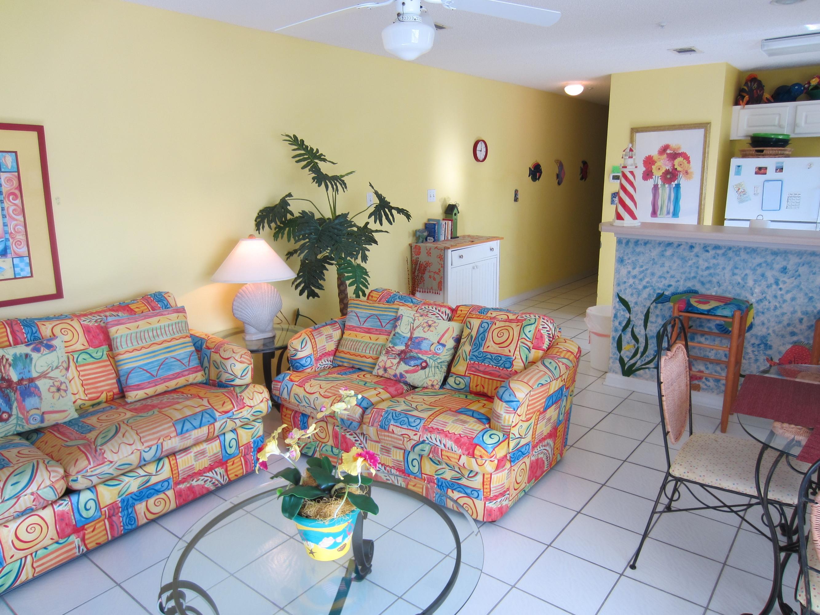 MARAVILLA CONDO 2 - Residential