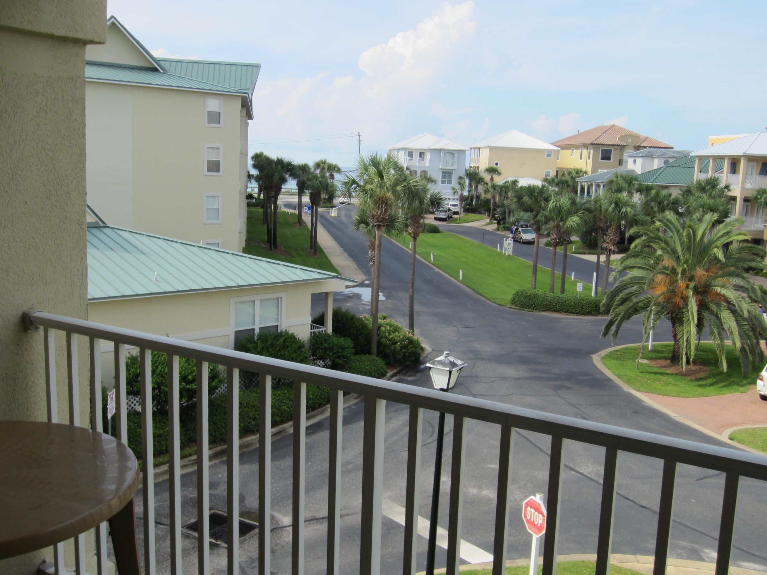 MARAVILLA CONDO 2 - Residential