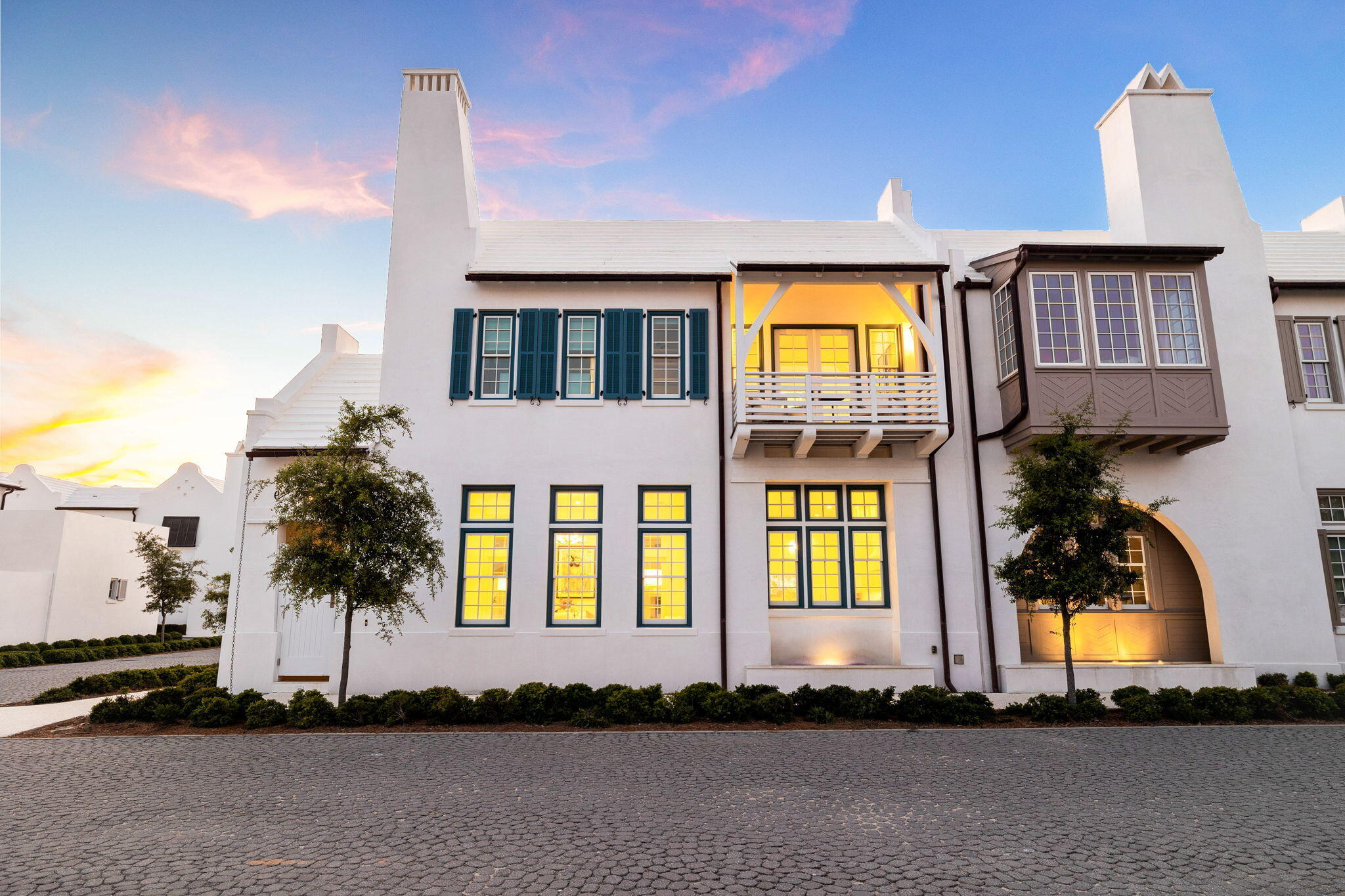 Discover the epitome of coastal luxury in this thoughtfully positioned south facing courtyard home by Jason R. Dunham.  The indoor and outdoor spaces are seamlessly blended offering a slice of tranquility and sophistication with open perspectives on all 3 sides.  The main level of the home wraps around the generous courtyard, while the upper level has an upper open air terrace with an outdoor fireplace and wet bar area.  Venetian plaster, Control 4 Home Automation and Wolf Appliances are just a few luxuries that this home has to offer.