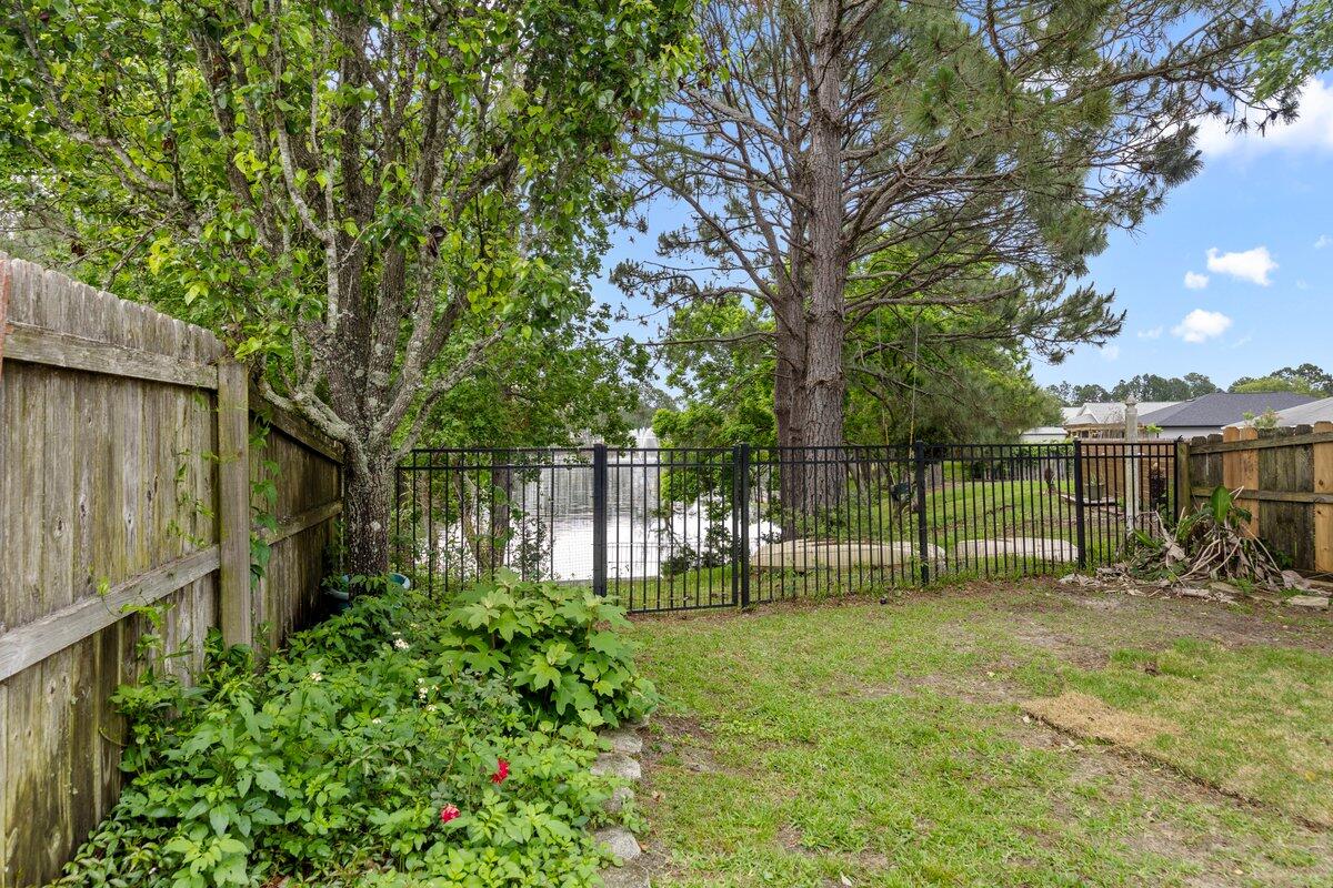 HIDDEN SHORES - Residential