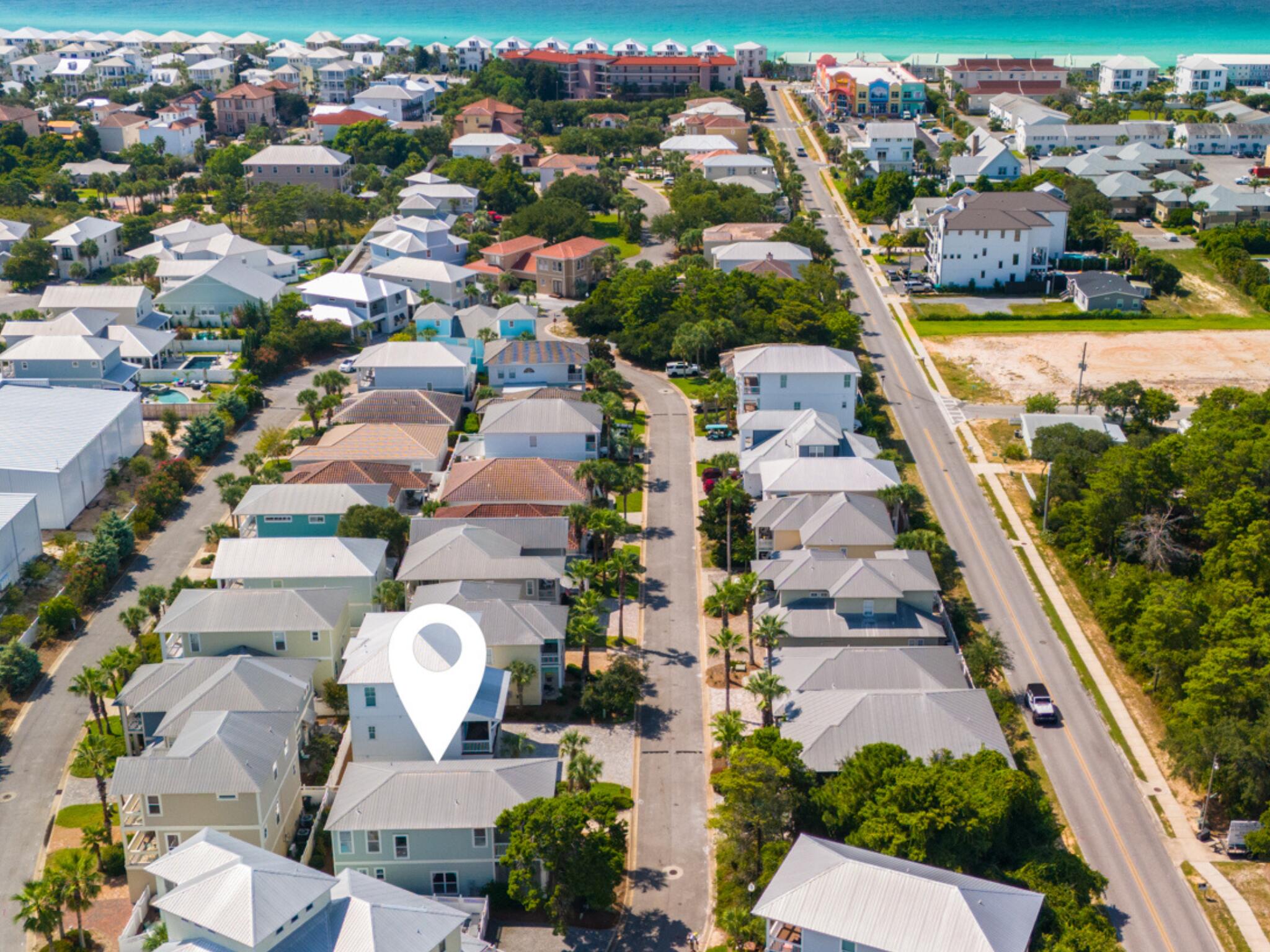 EMERALD WATERS VILLAGE - Residential