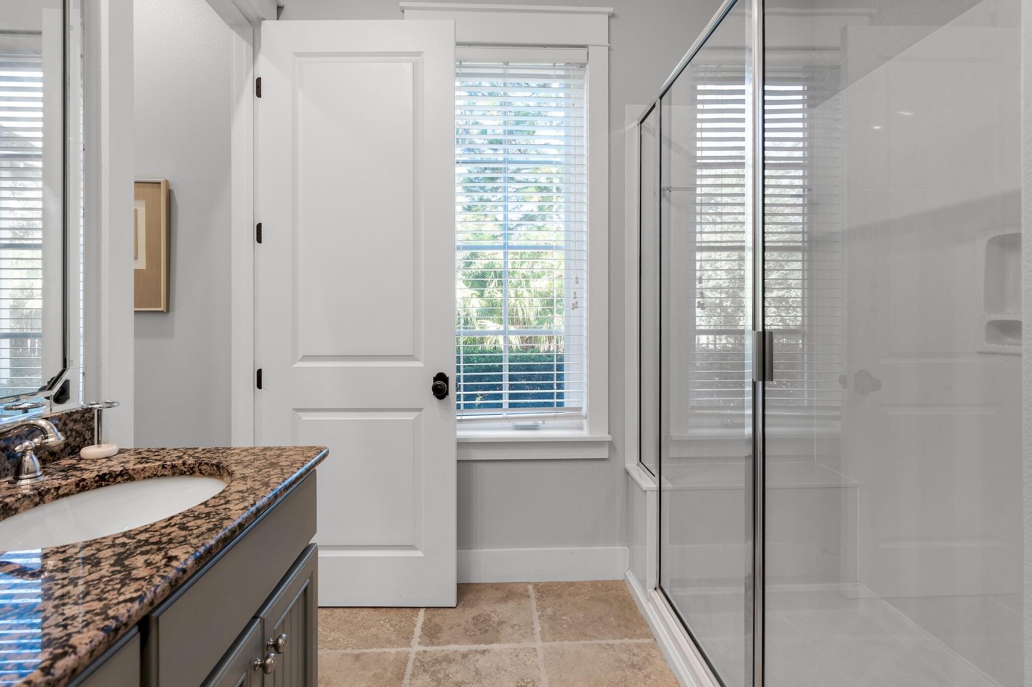 BUNGALOS AT SANDESTIN - Residential