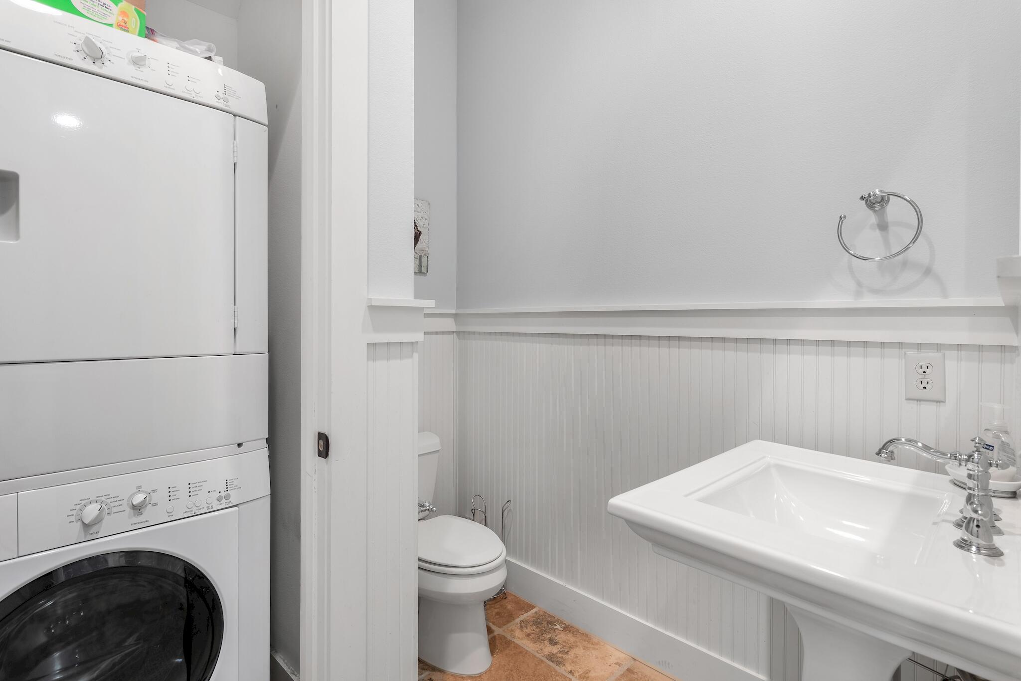 BUNGALOS AT SANDESTIN - Residential