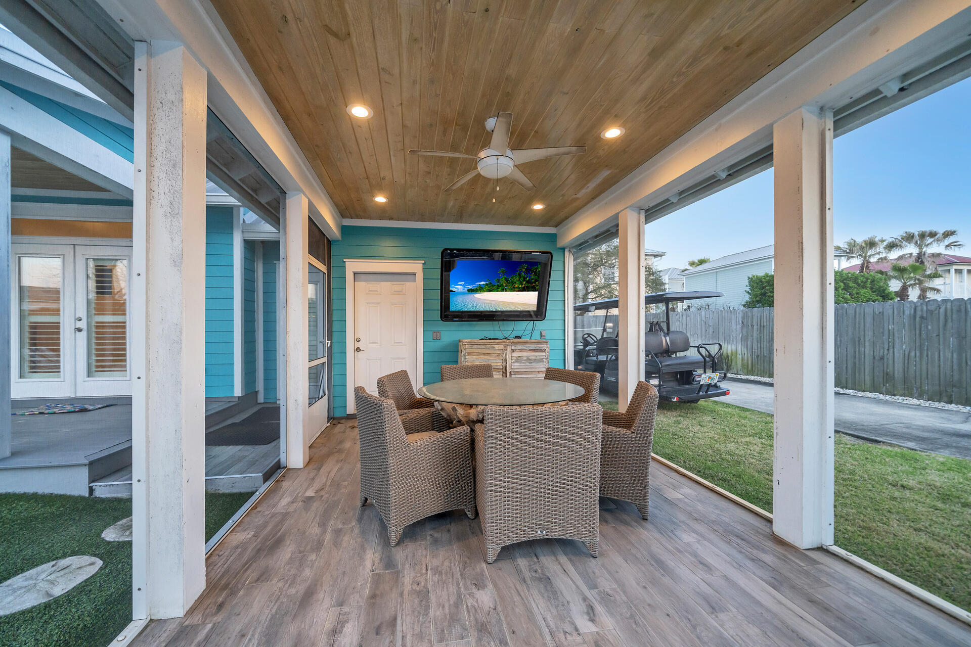 CRYSTAL BEACH - Residential