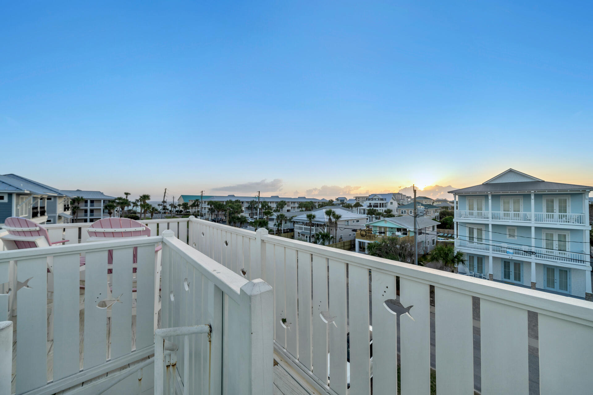 CRYSTAL BEACH - Residential