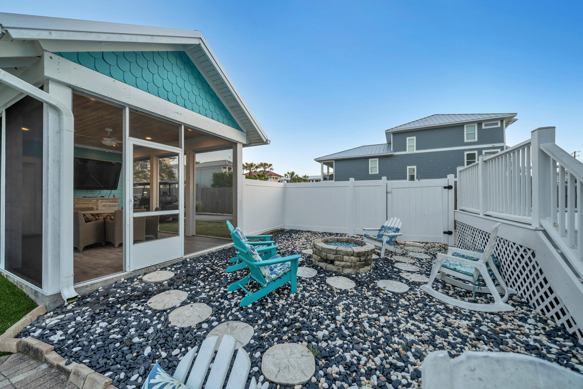 CRYSTAL BEACH - Residential