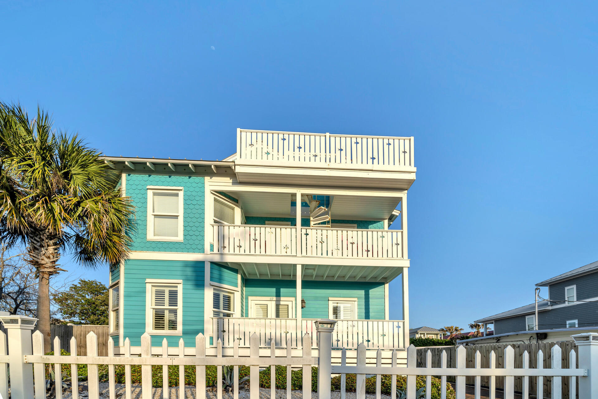 CRYSTAL BEACH - Residential