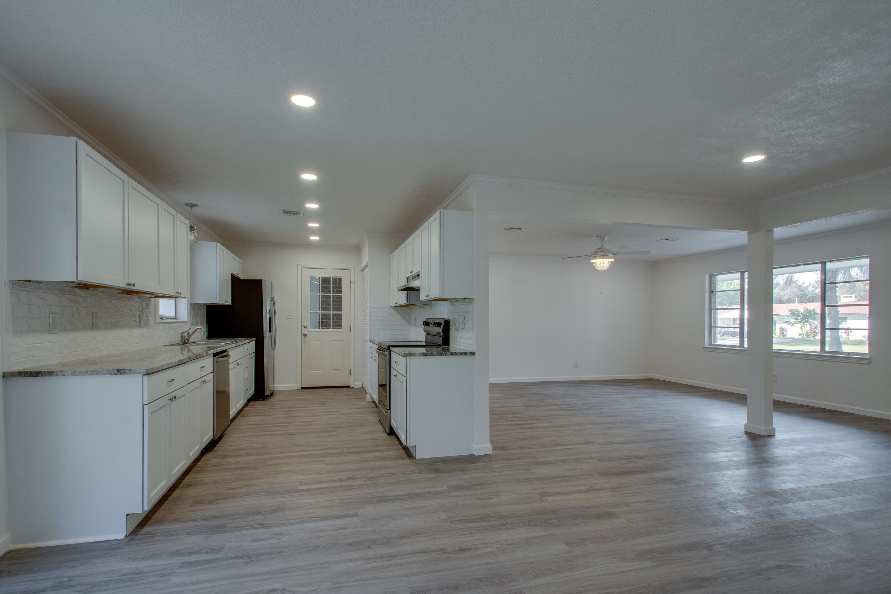 BAYOU WOODS - Residential