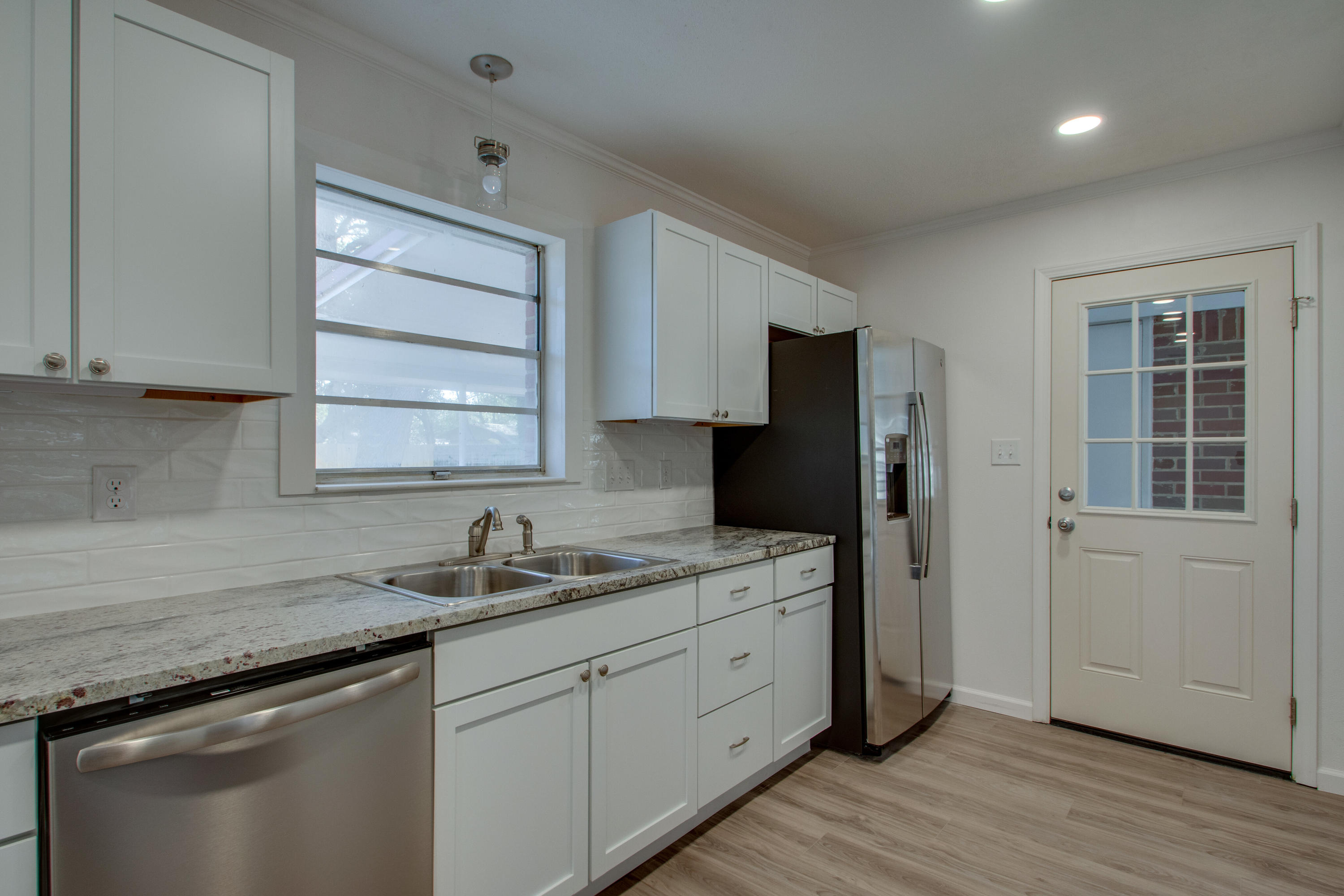 BAYOU WOODS - Residential