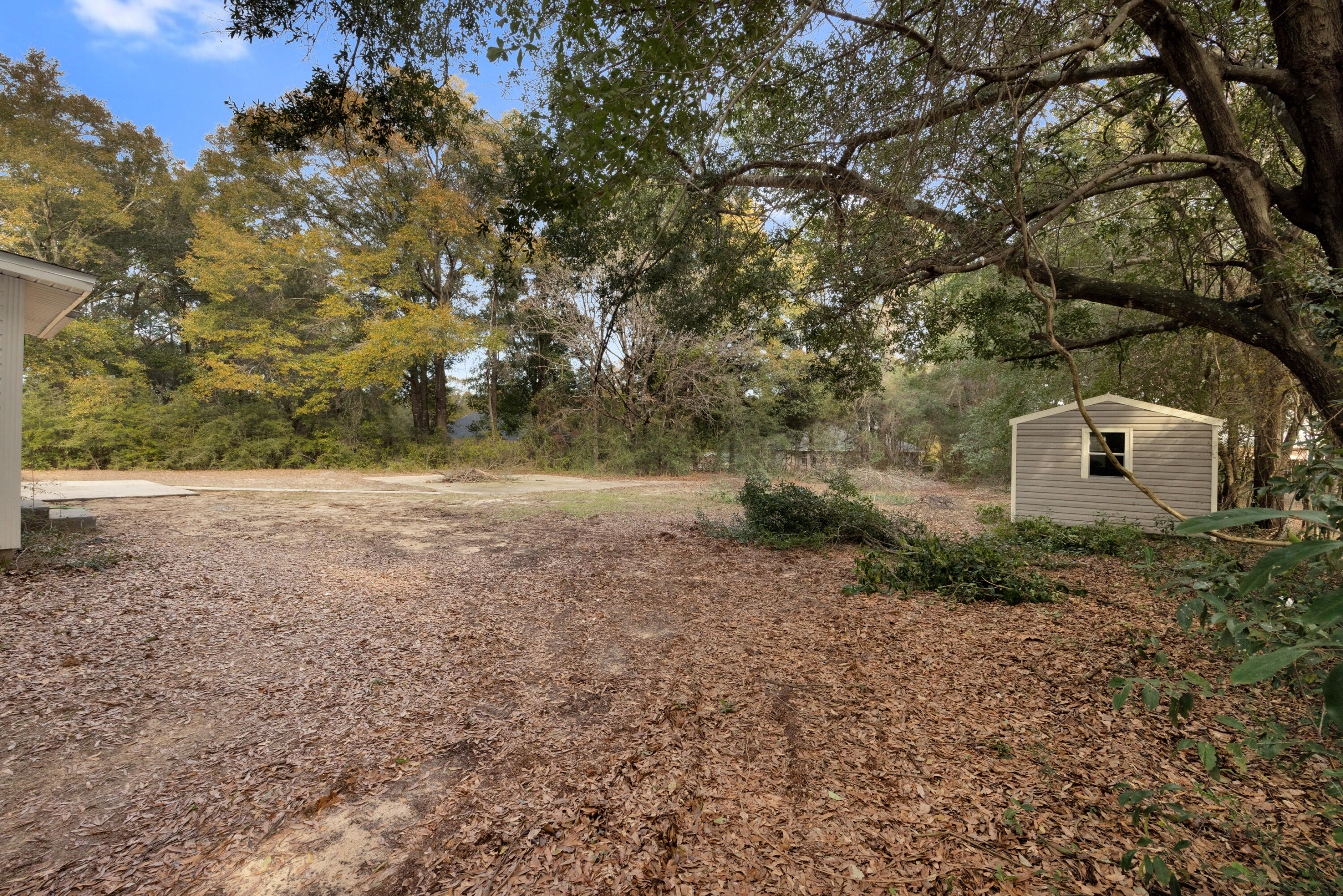 NO RECORDED SUBDIVISION - Residential