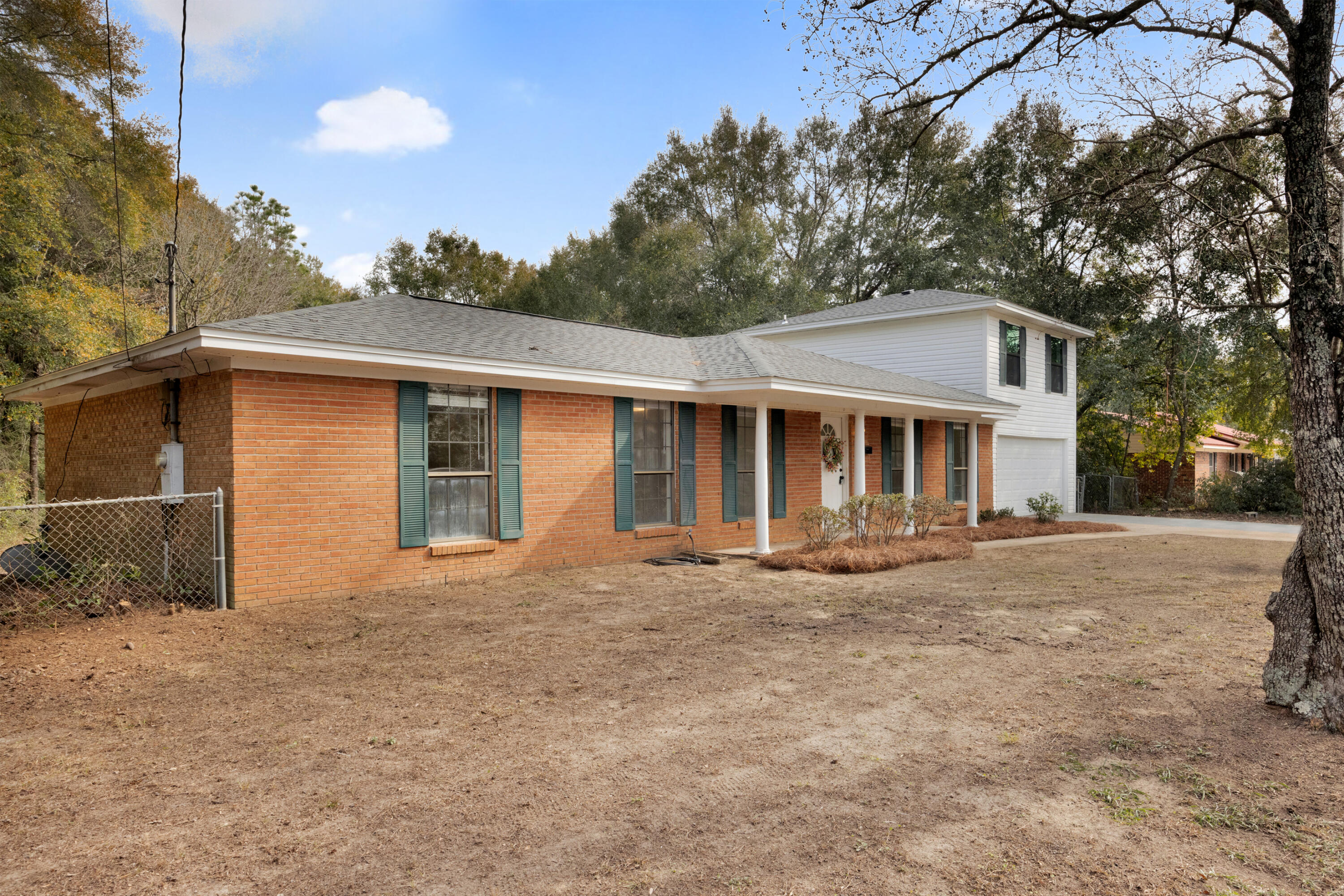 NO RECORDED SUBDIVISION - Residential