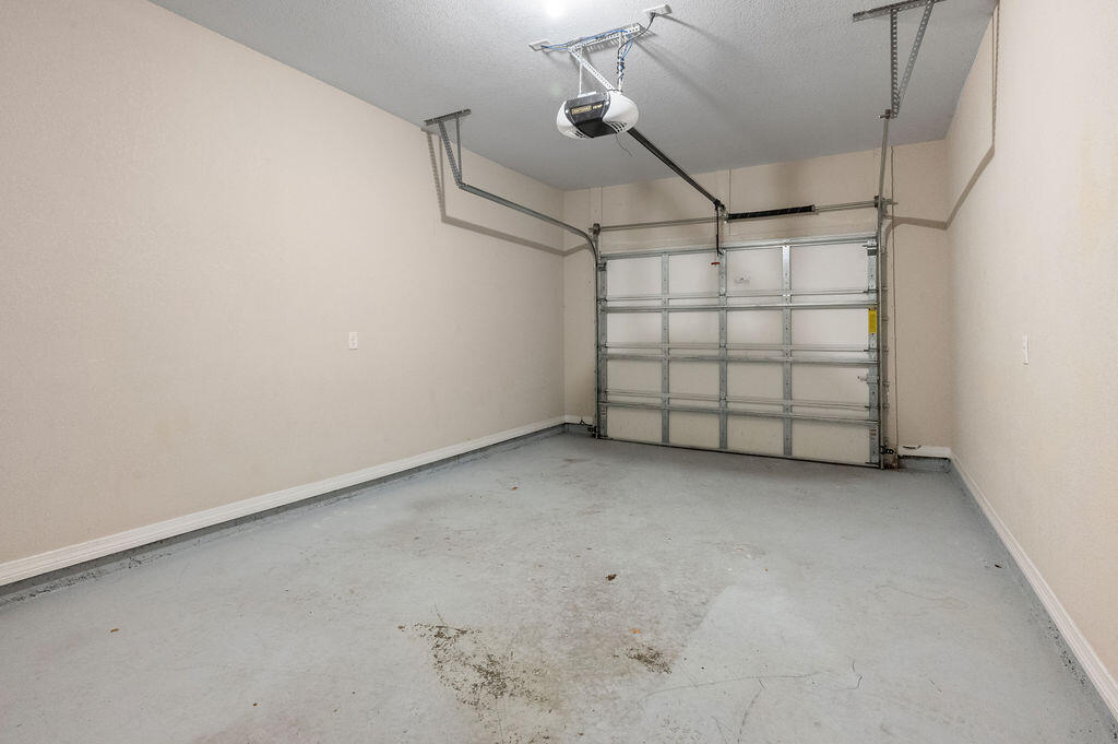 Savannah Heights T/H - Residential