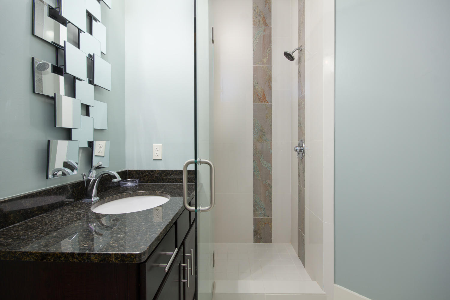 VILLA LAGO - Residential