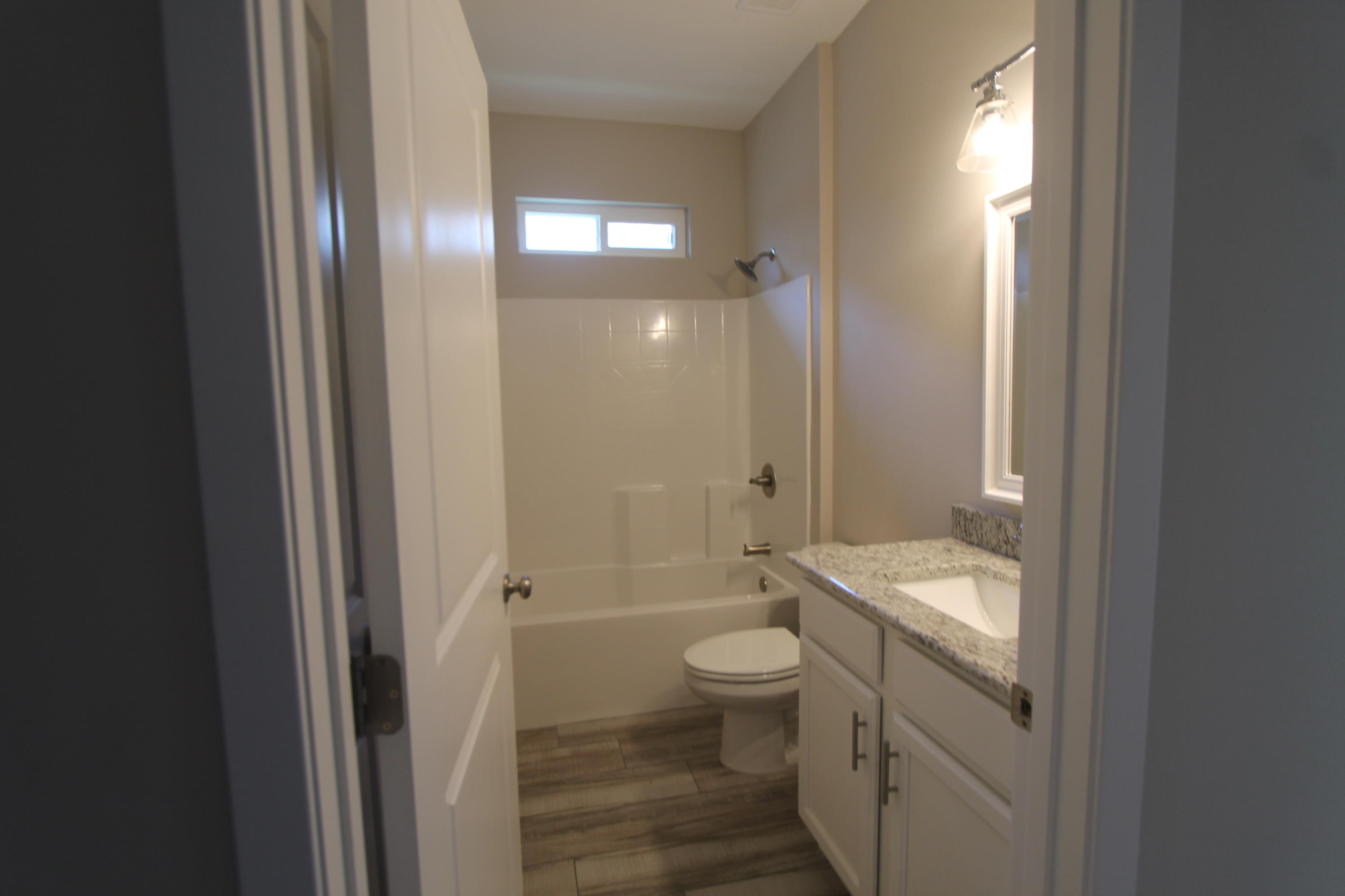 CRESCENT SHORES - Residential