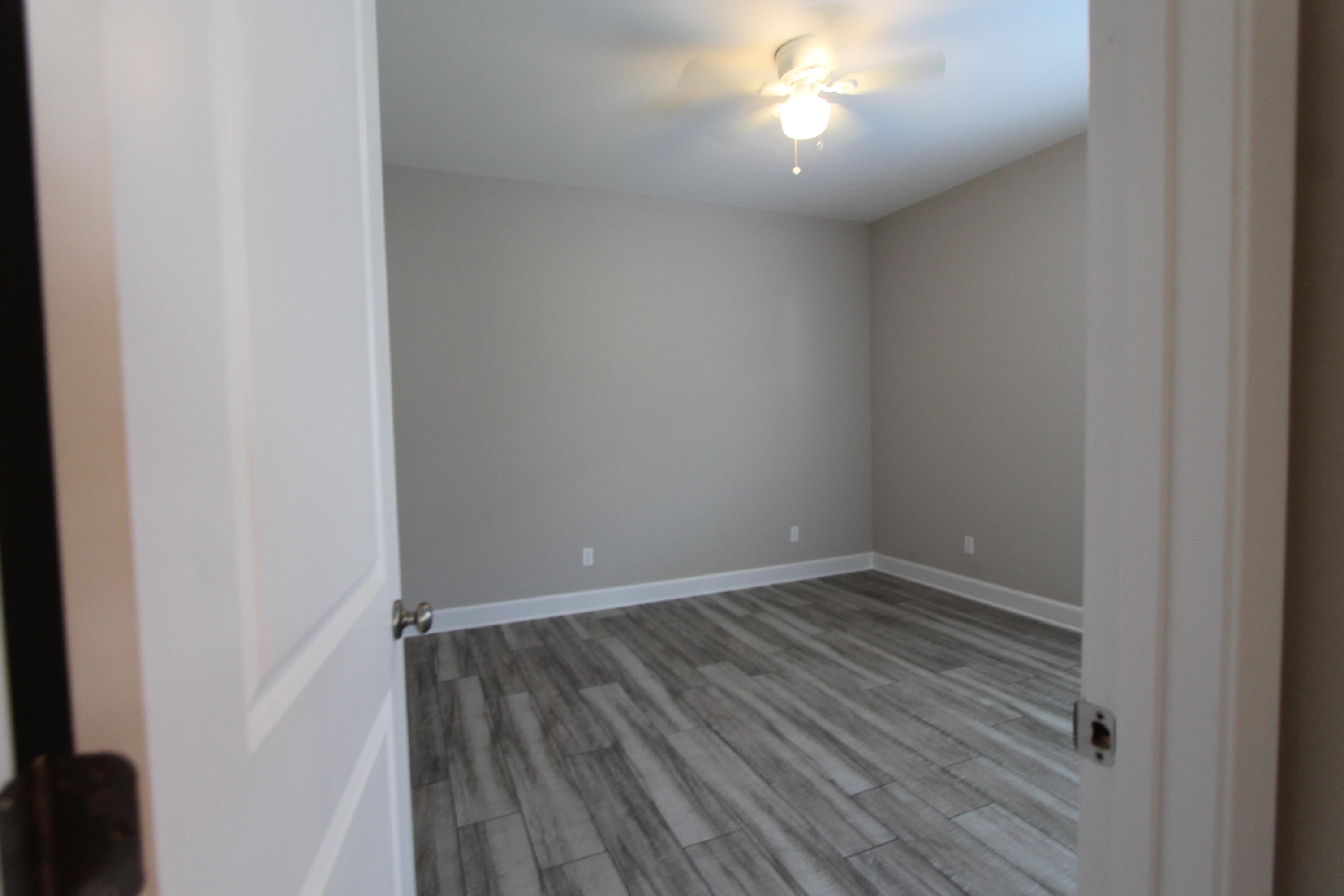 CRESCENT SHORES - Residential