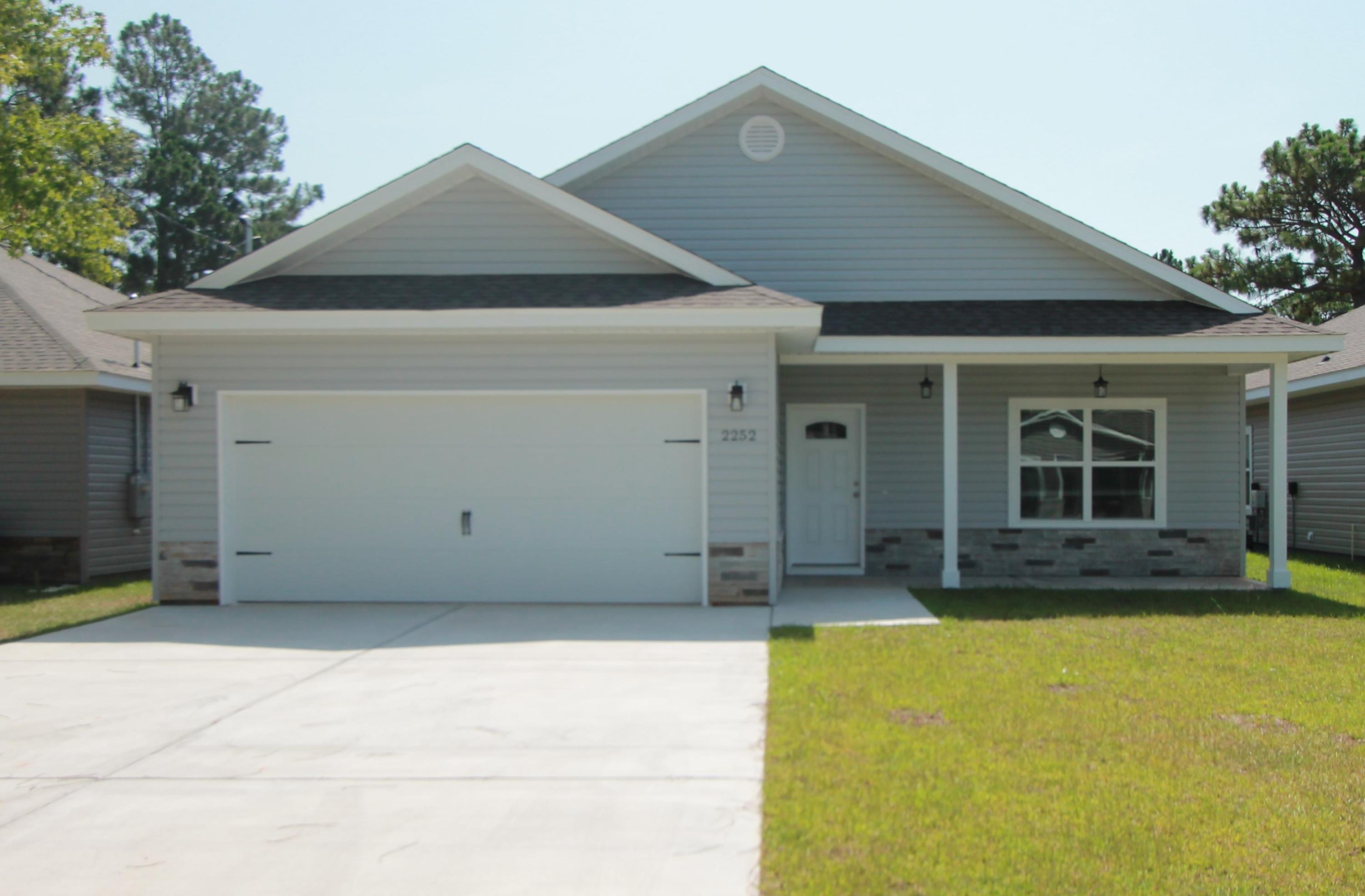 CRESCENT SHORES - Residential