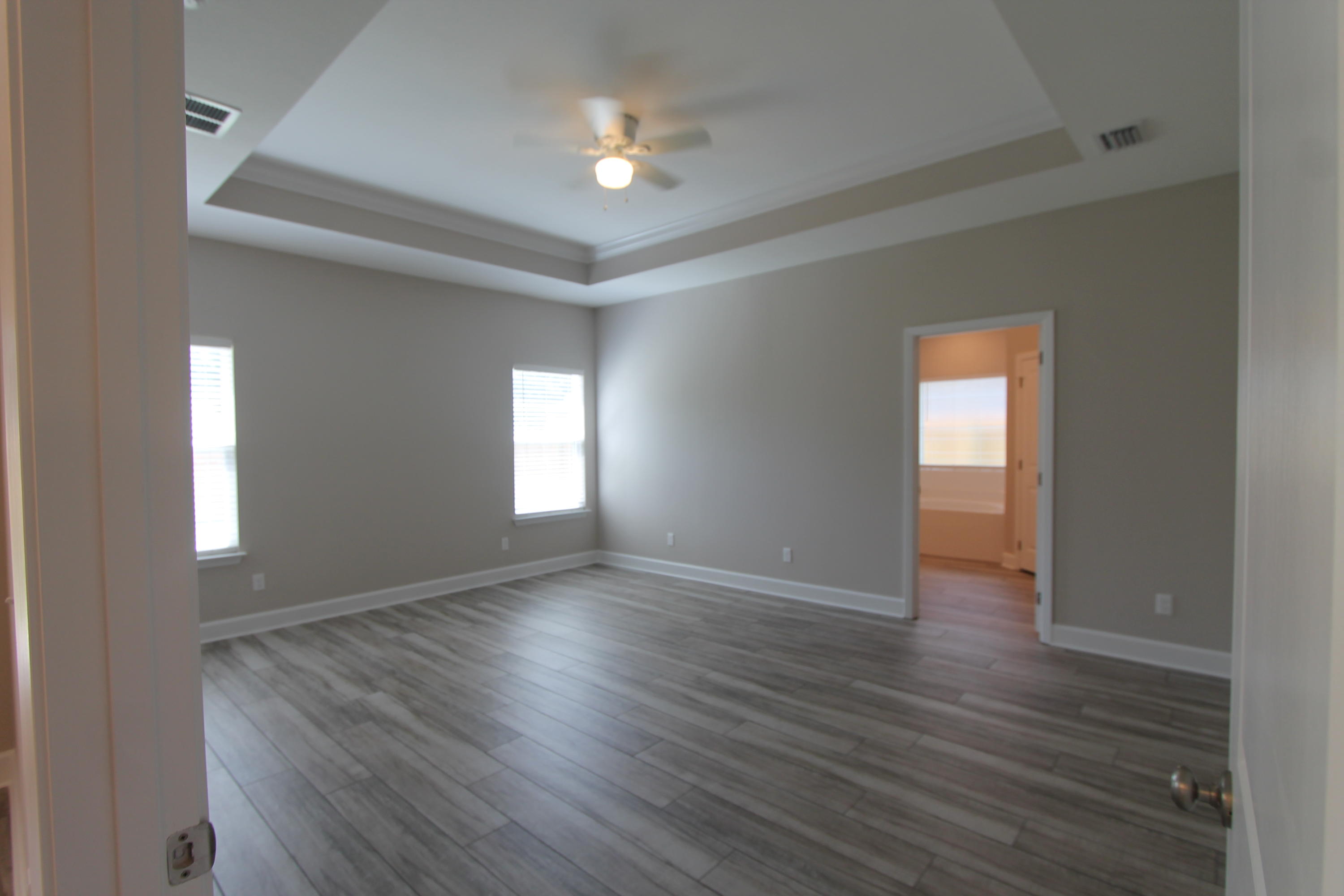 CRESCENT SHORES - Residential