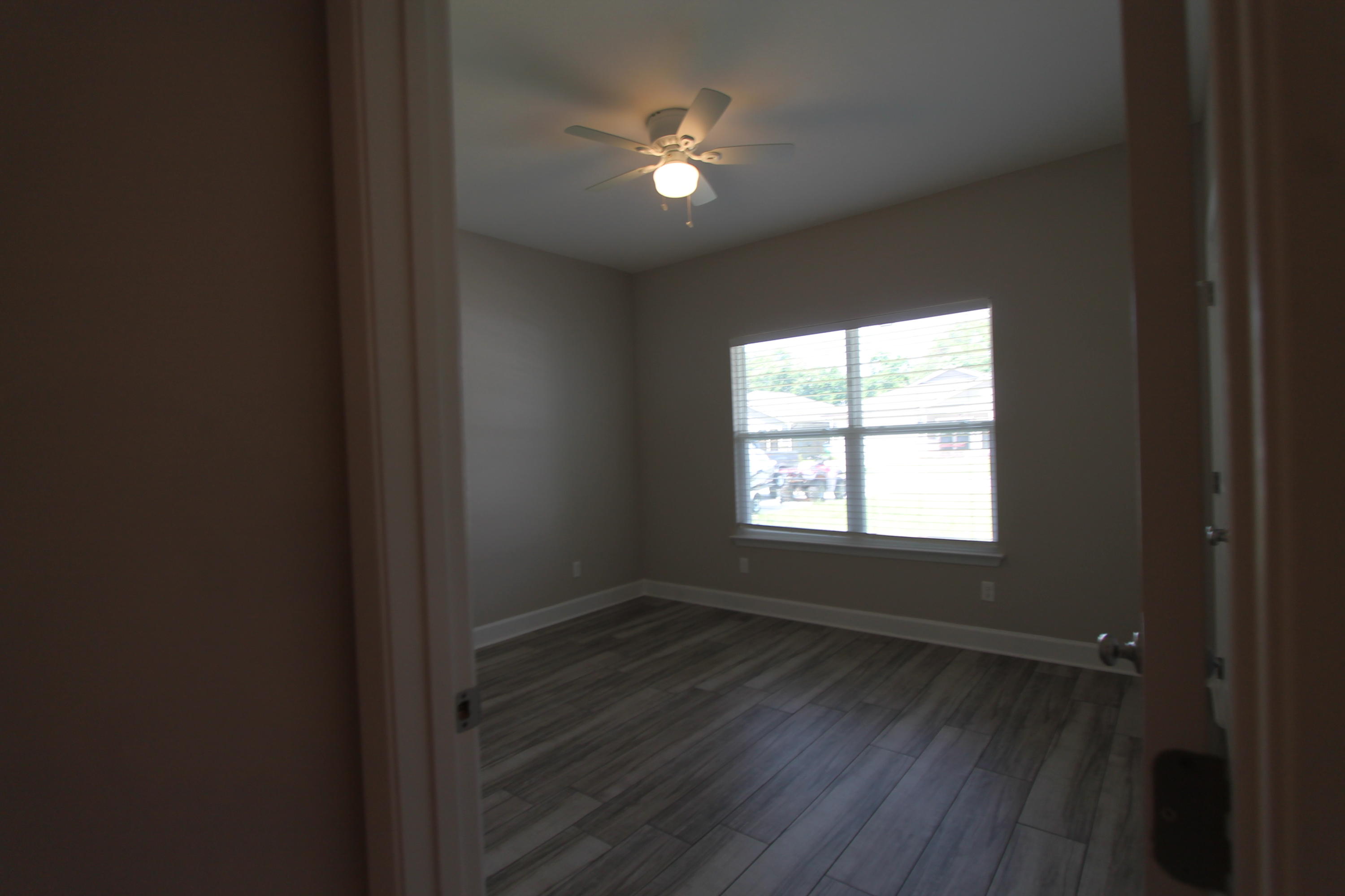 CRESCENT SHORES - Residential