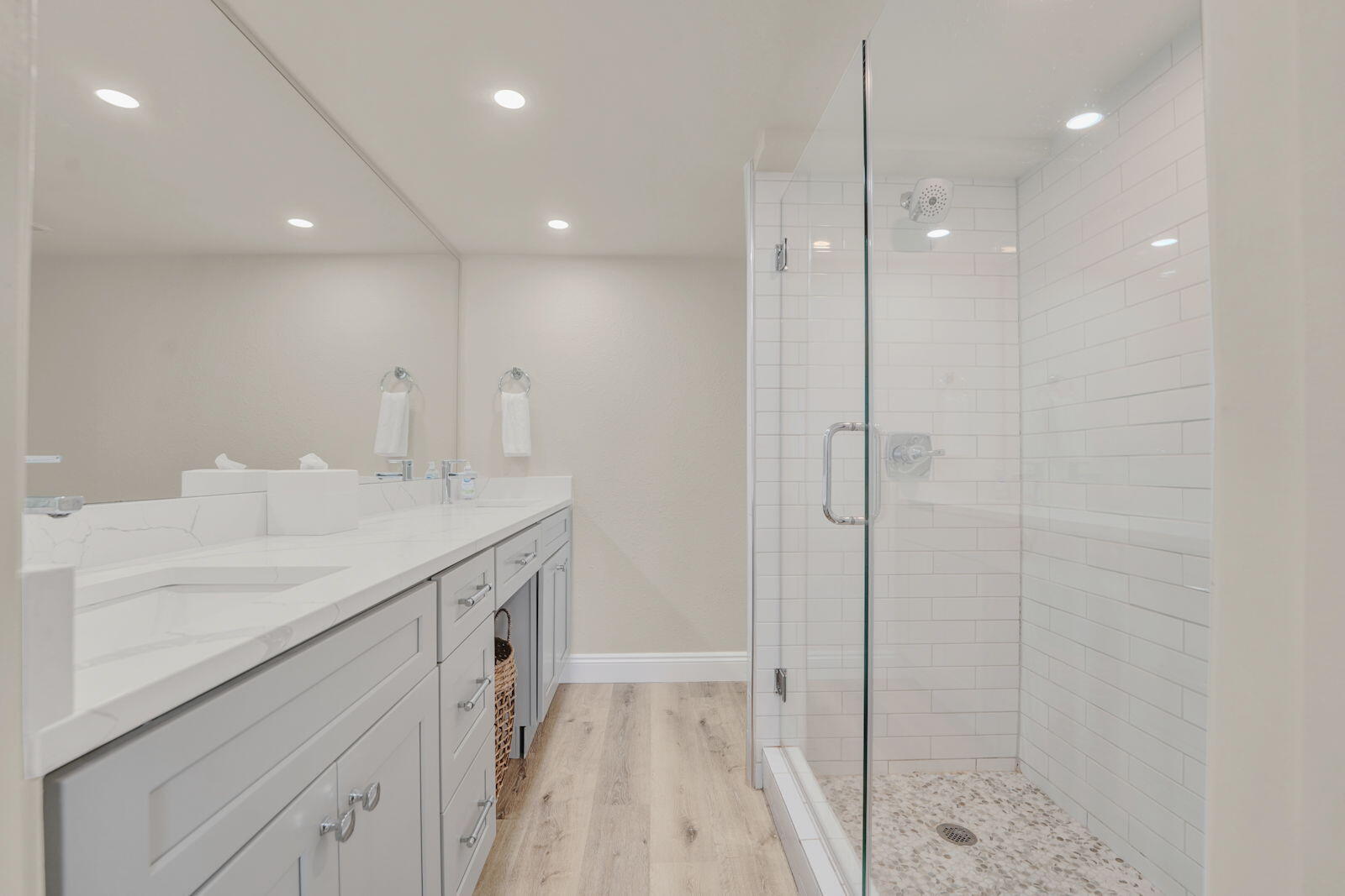 PINNACLE PORT - Residential