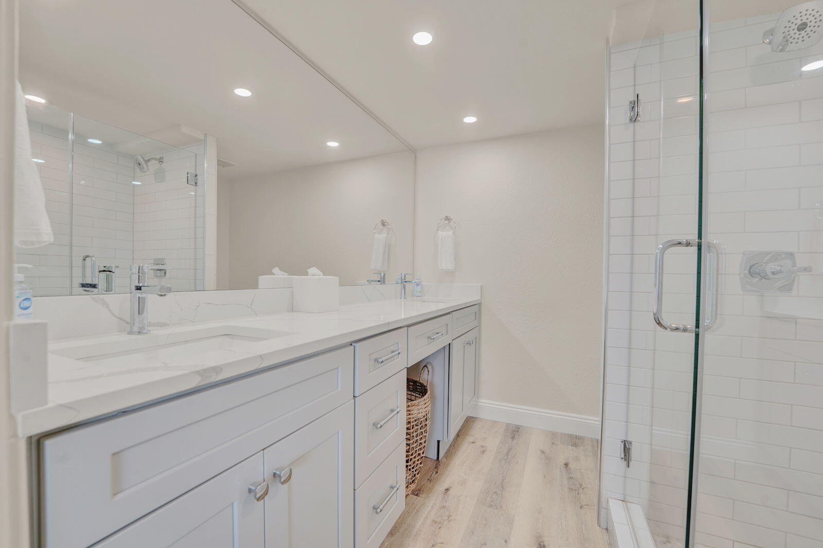 PINNACLE PORT - Residential