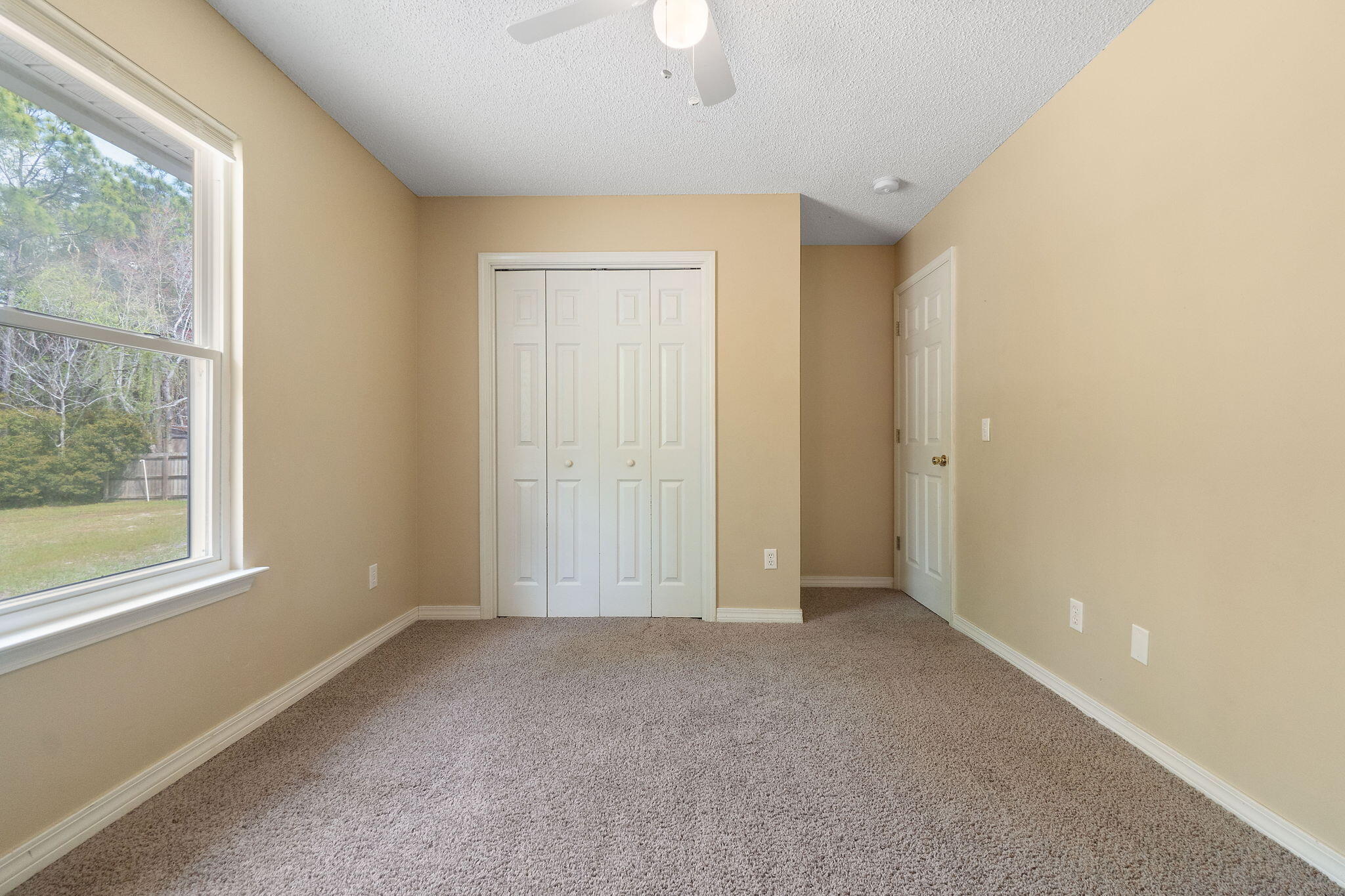 COUNTRY BREEZE ESTATES - Residential