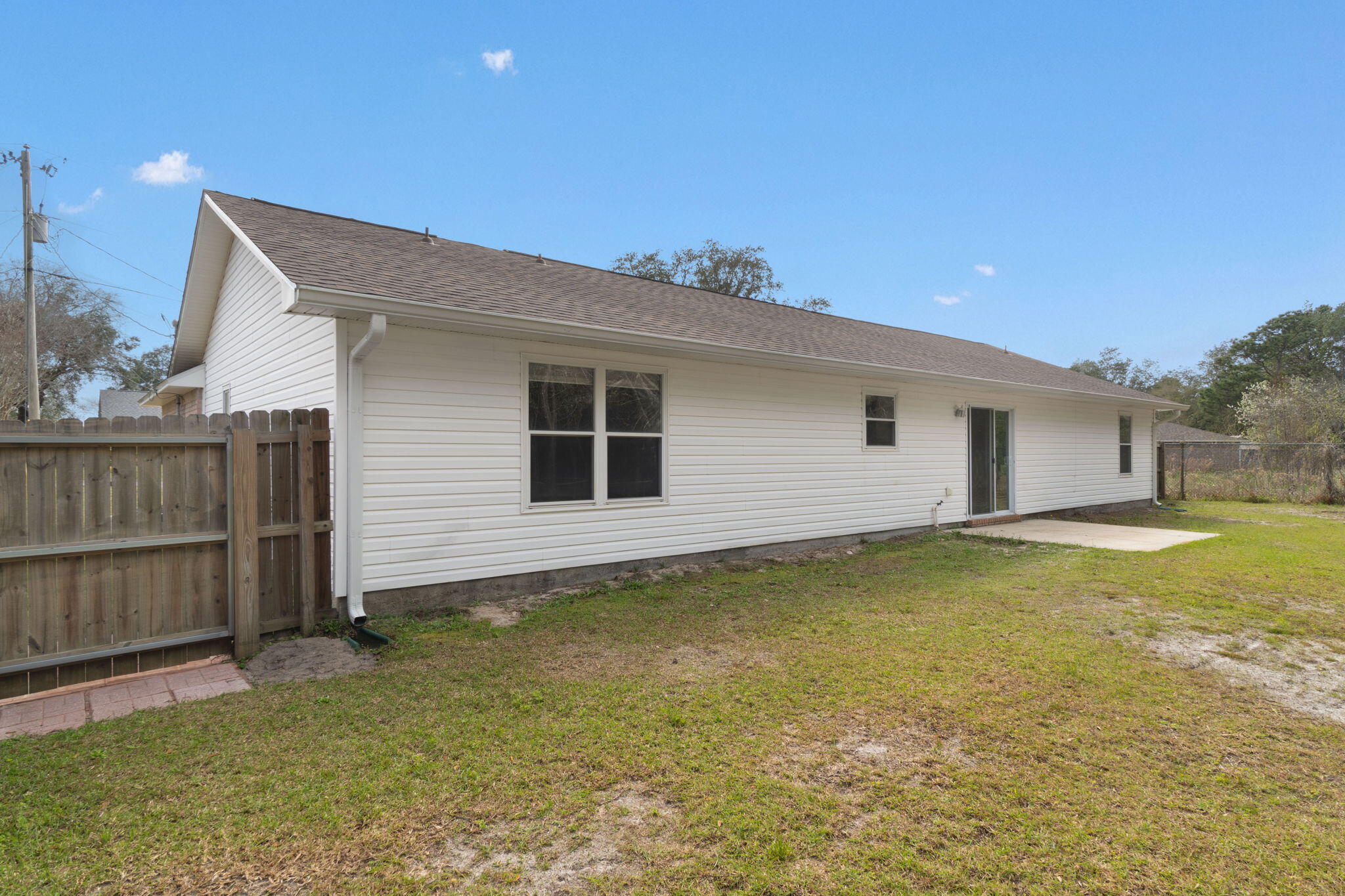 COUNTRY BREEZE ESTATES - Residential