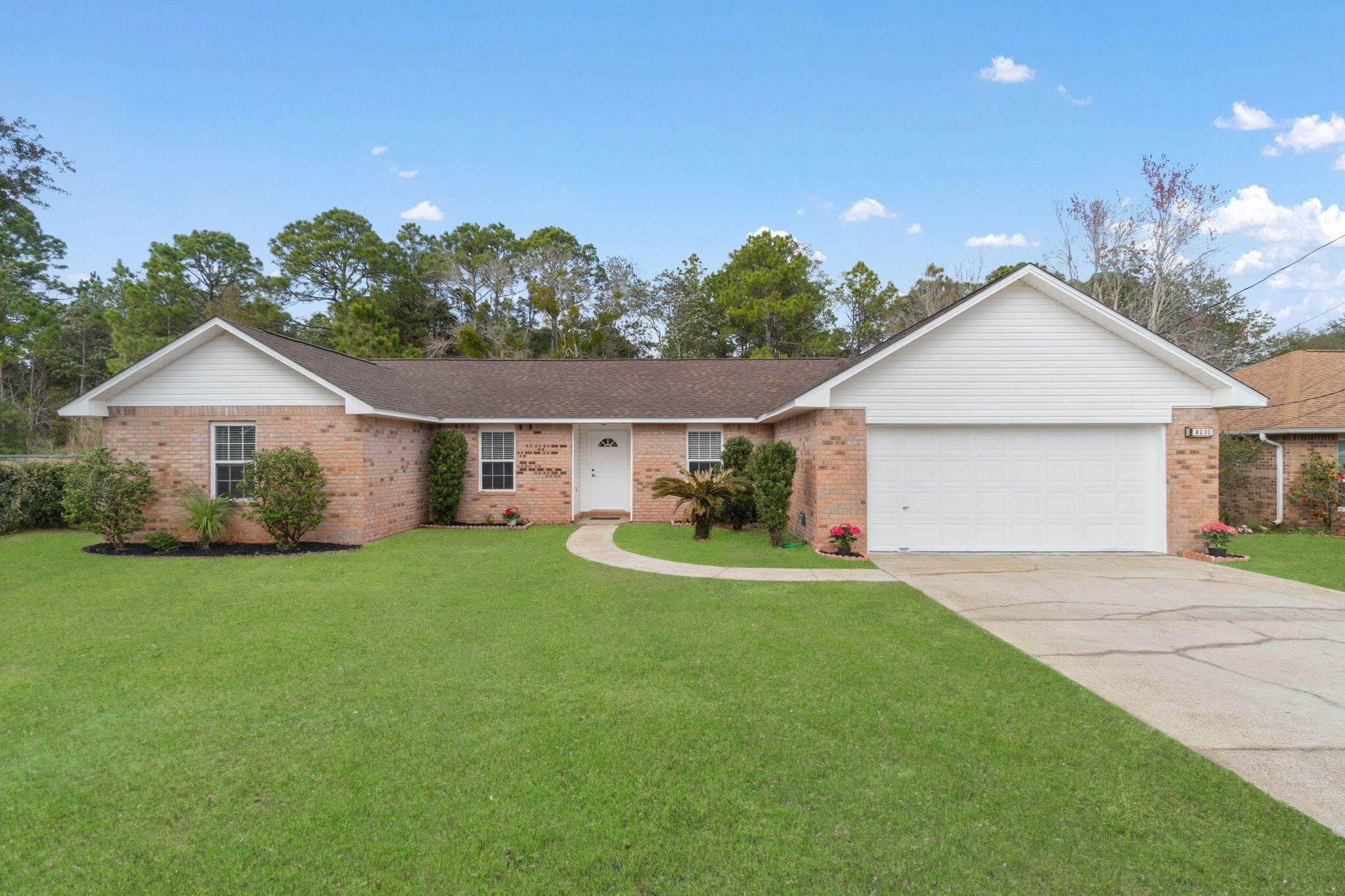 COUNTRY BREEZE ESTATES - Residential