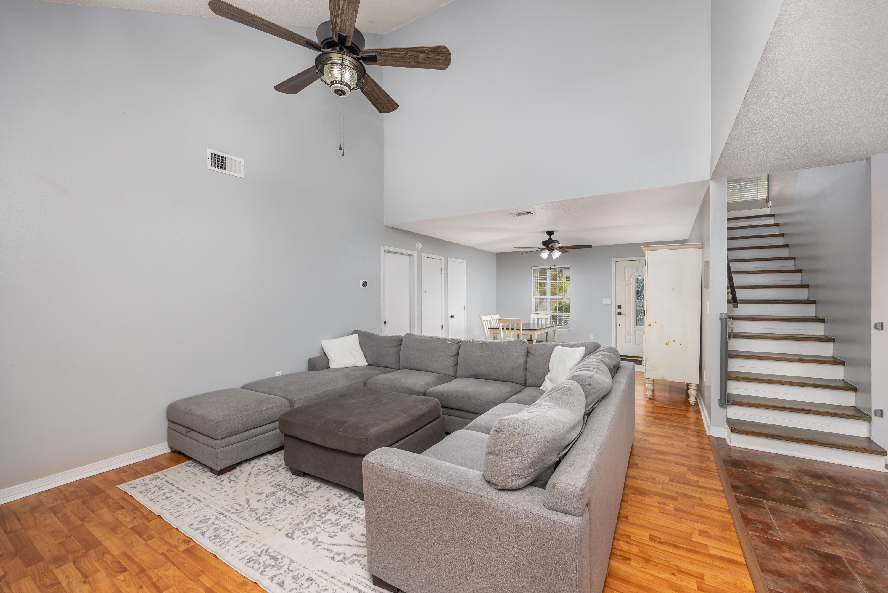 ROLLING HILLS ESTATES - Residential